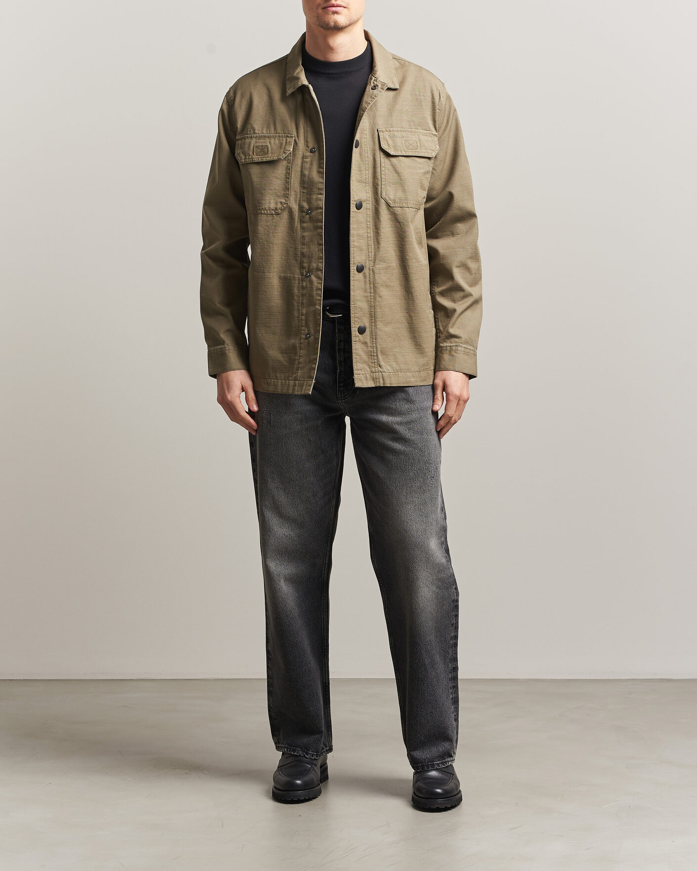 Mies | Kauluspaidat | Barbour Lifestyle | Draftmen Cotton Slub Overshirt Grey Olive