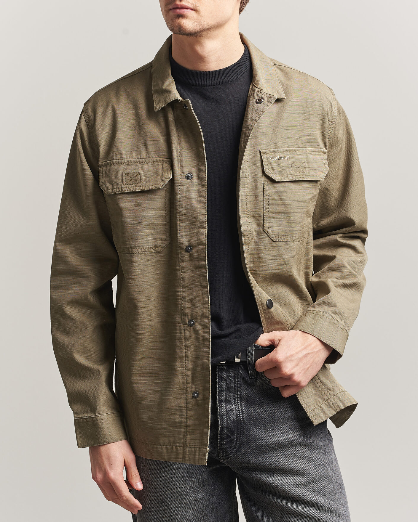Mies | Kauluspaidat | Barbour Lifestyle | Draftmen Cotton Slub Overshirt Grey Olive