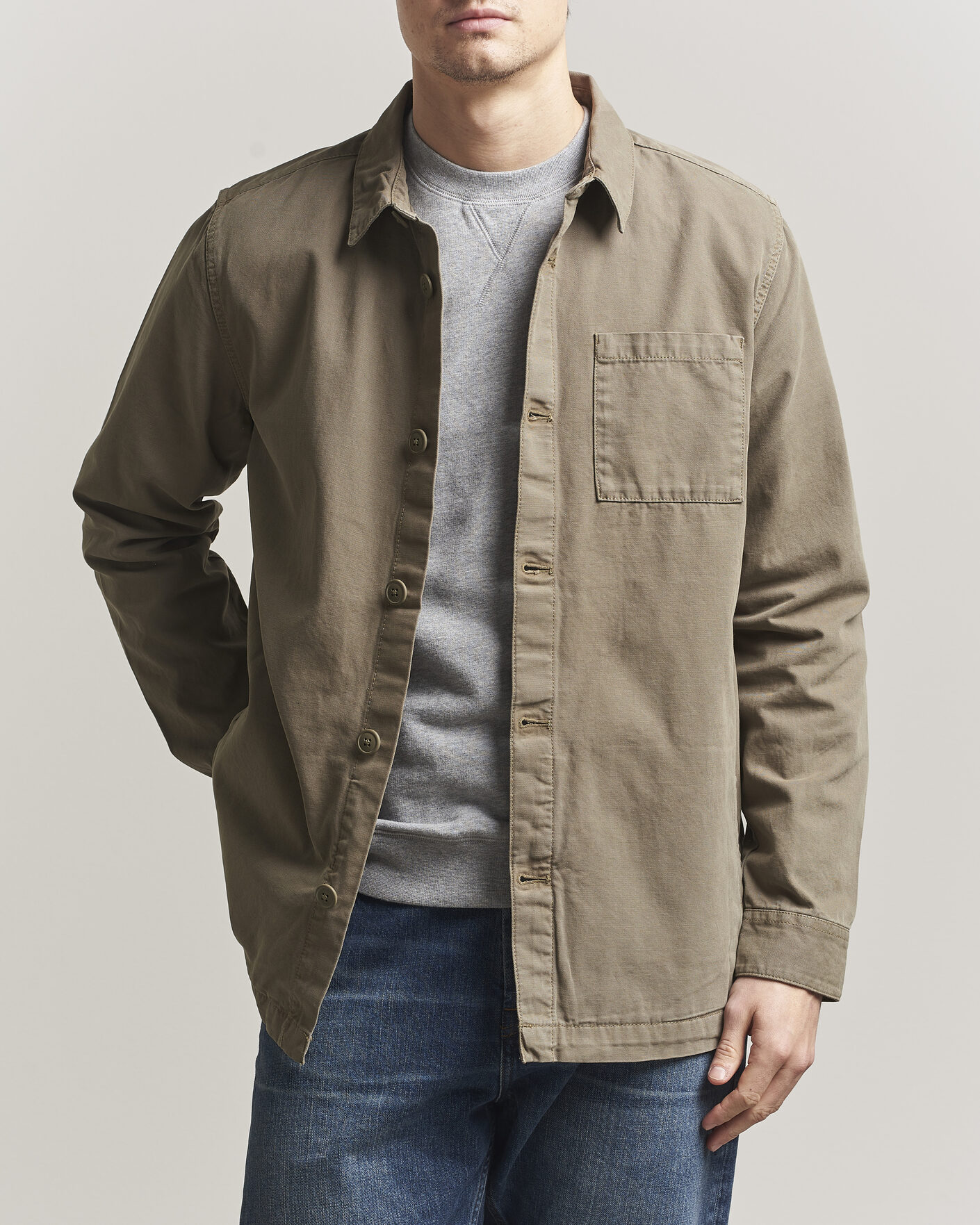 Mies | Kauluspaidat | Barbour Lifestyle | Washed Cotton Overshirt Smoky Olive