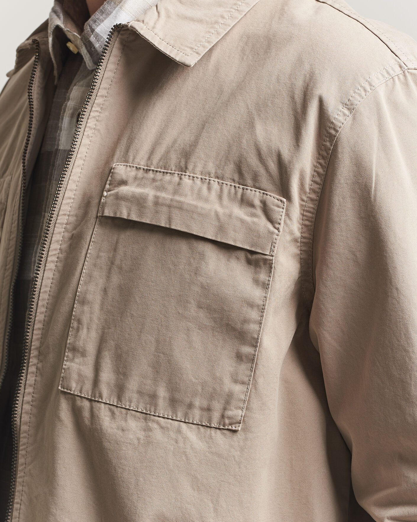 Mies | Kauluspaidat | Barbour Lifestyle | Glendale Zip Overshirt Concrete