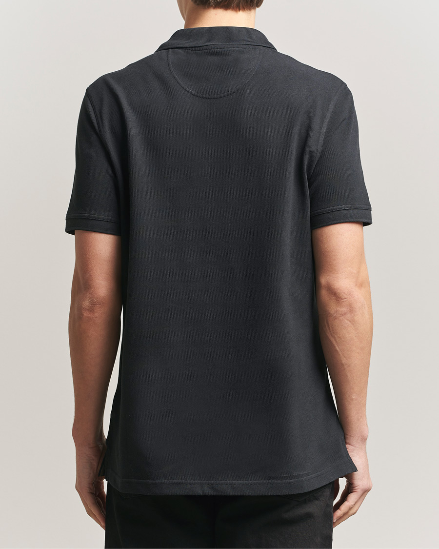 Mies | Pikeet | Barbour Lifestyle | Tartan Pique Polo Black Classic