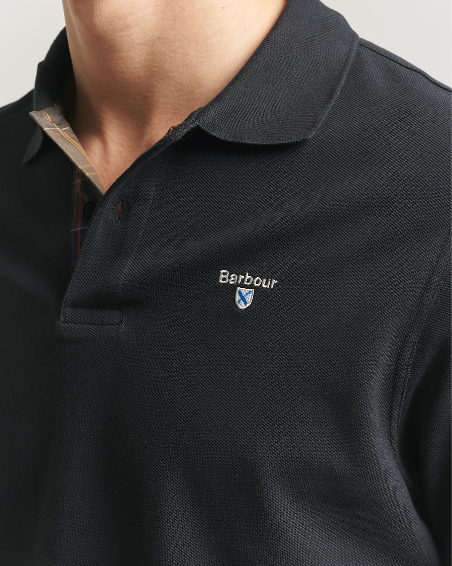 Mies | Pikeet | Barbour Lifestyle | Tartan Pique Polo Black Classic