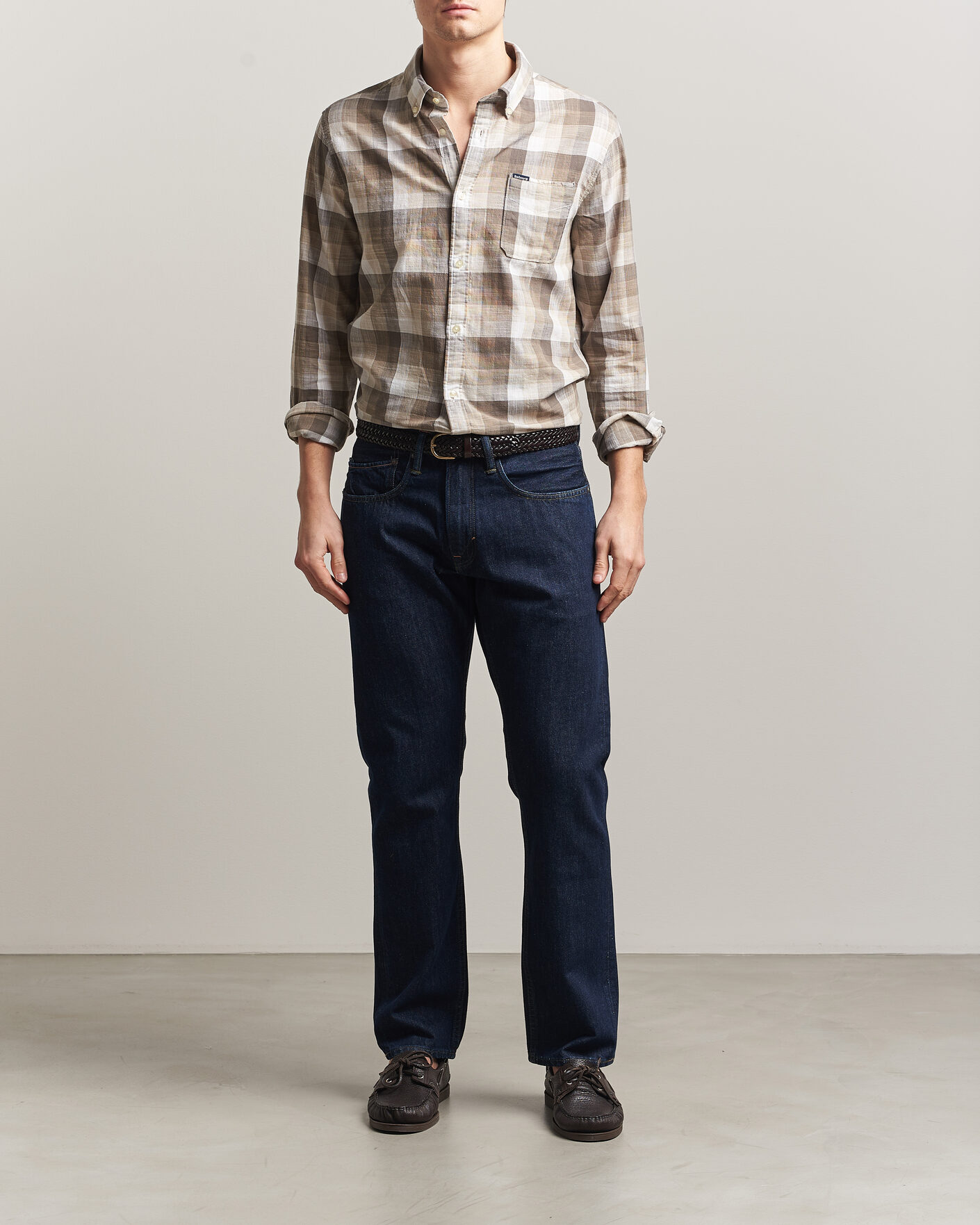 Mies | Kauluspaidat | Barbour Lifestyle | Hillroad Tailored Cotton Shirt Stone