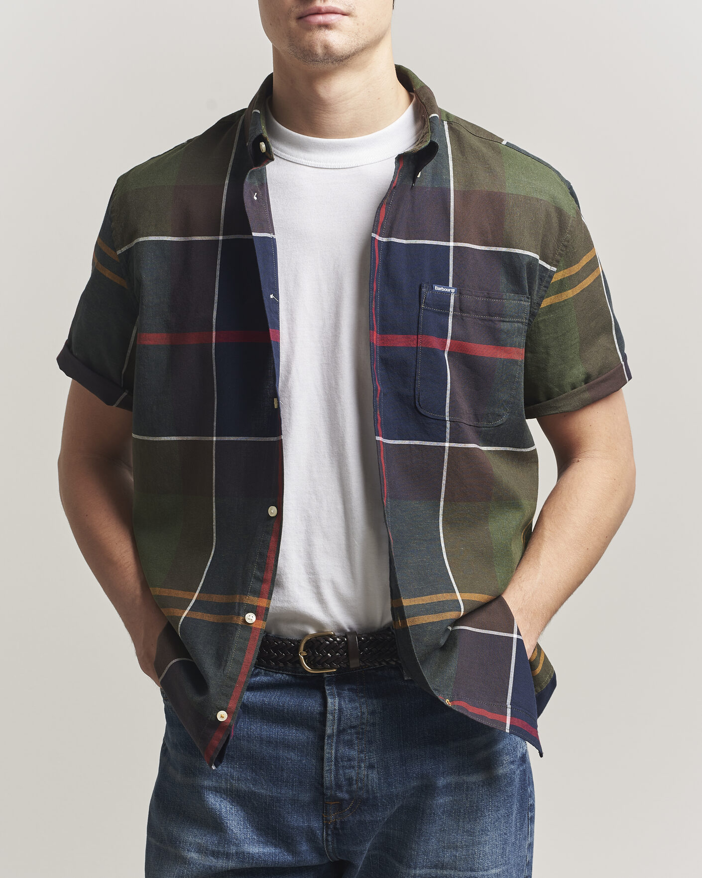 Mies | Kauluspaidat | Barbour Lifestyle | Douglas Short Sleeve Tailored Shirt Classic Tartan
