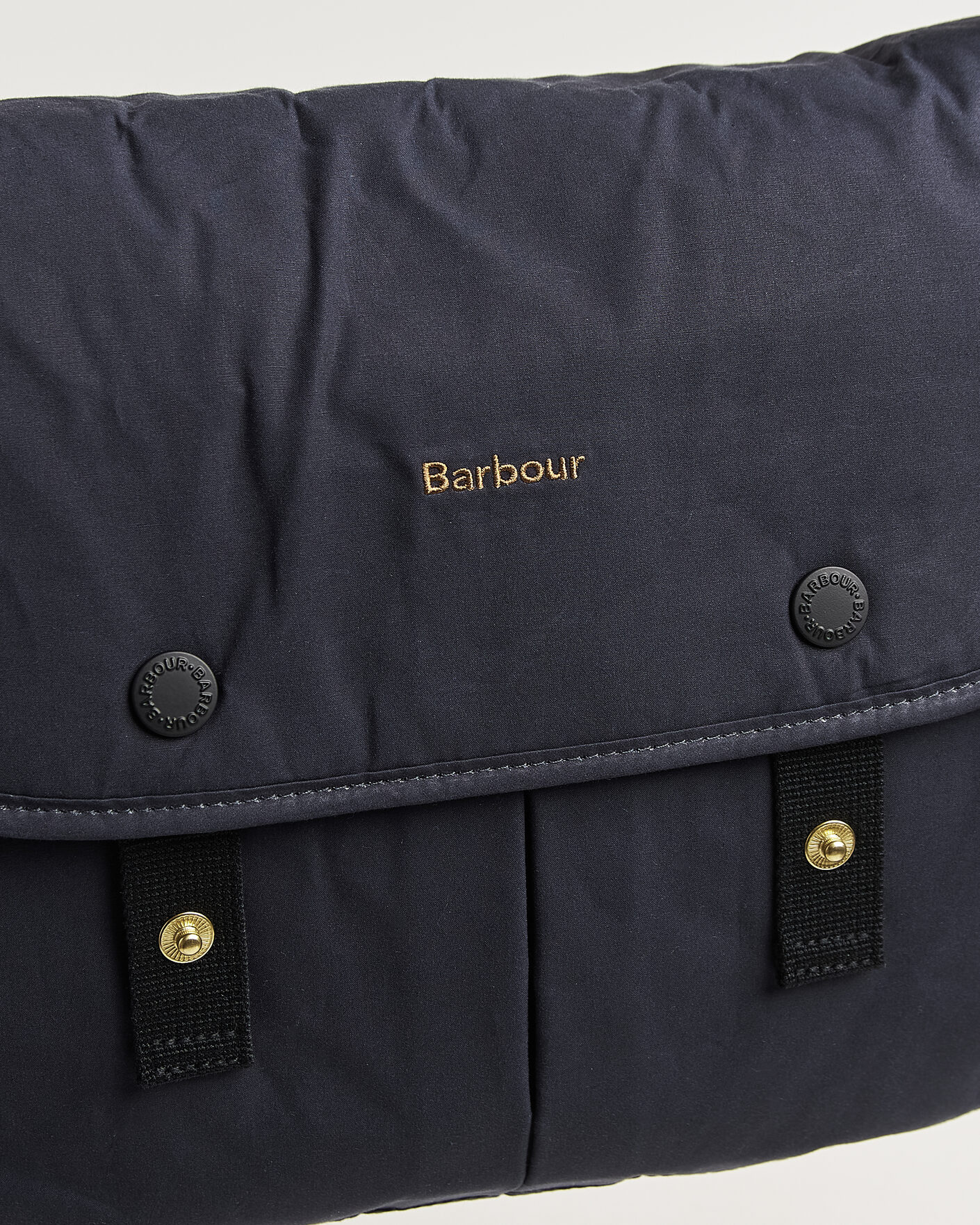 Mies | Laukut | Barbour Lifestyle | Transport Riever Shoulder Bag Navy