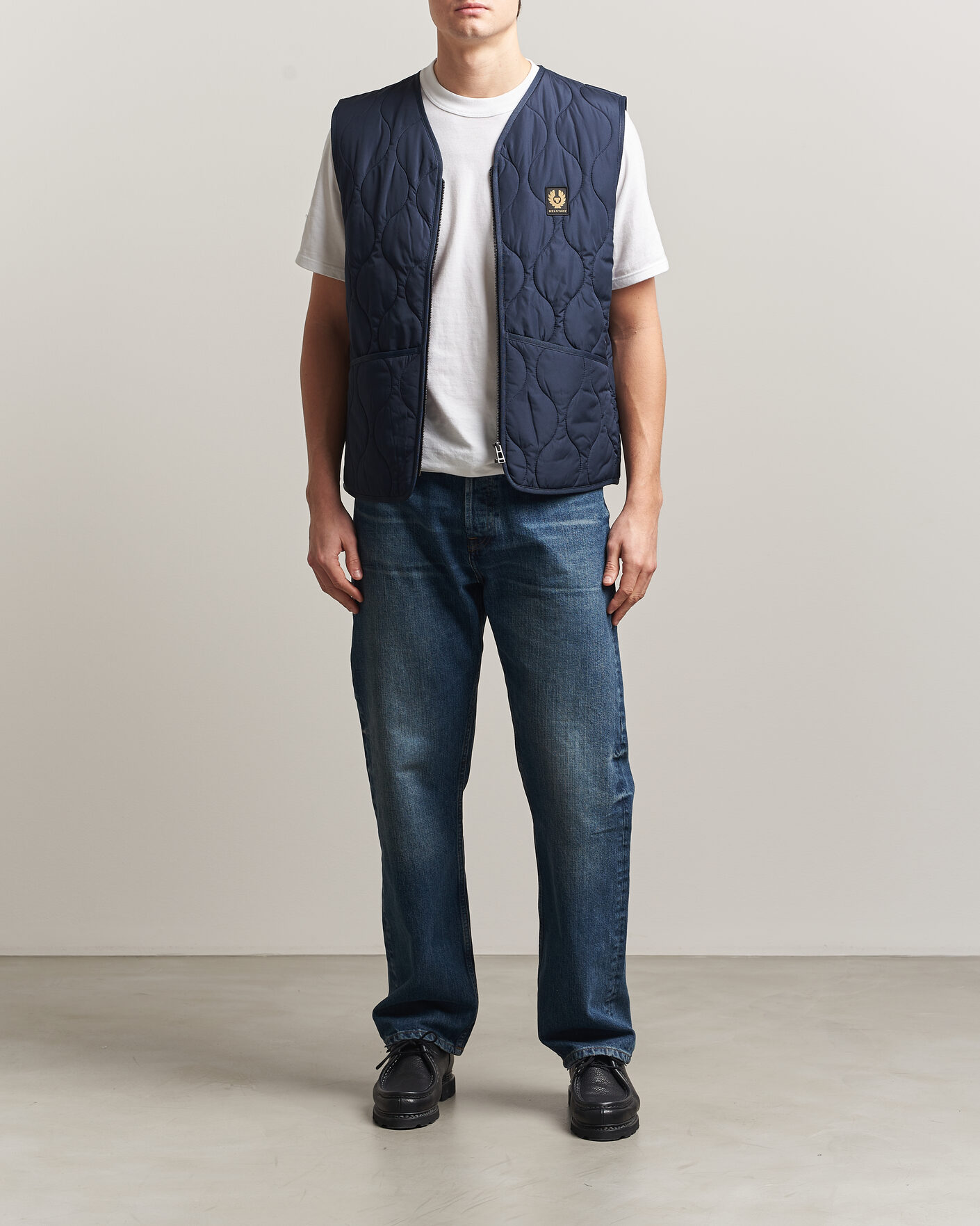 Mies | Ulkoliivit | Belstaff | Base Gilet Dark Ink