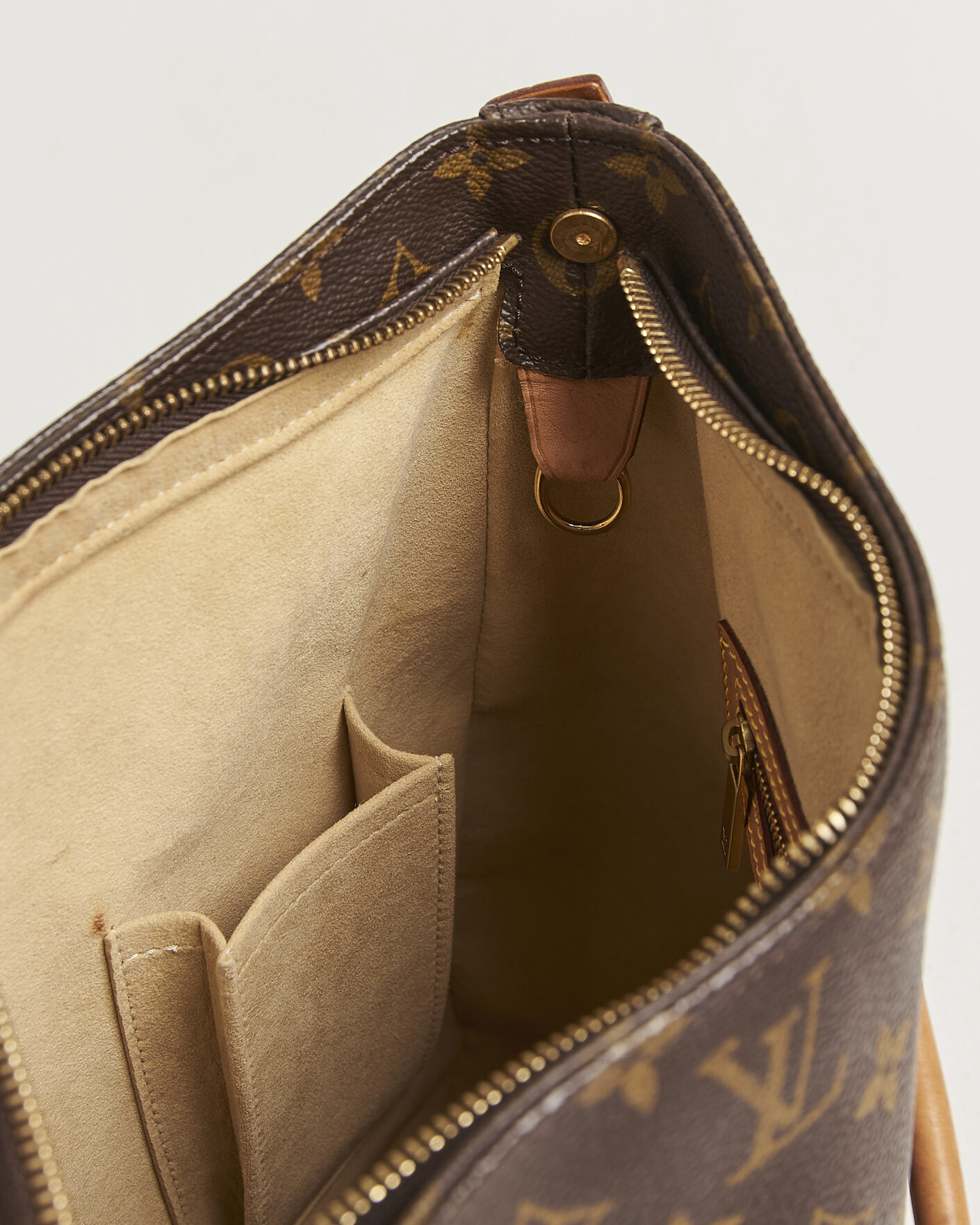 Mies | Pre-Owned & Vintage Bags | Louis Vuitton Pre-Owned | Looping Handbag GM Monogram