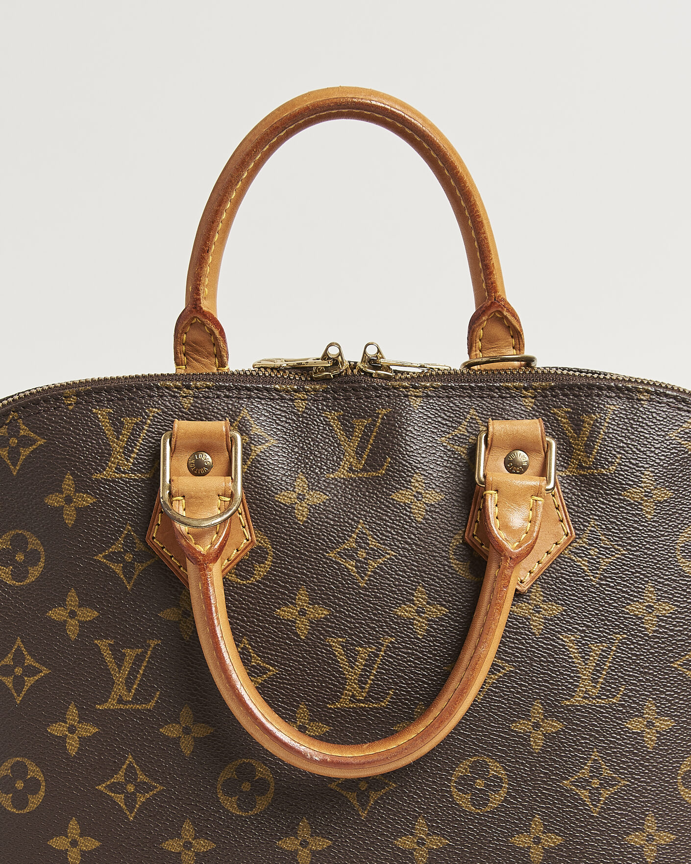 Mies | Pre-Owned & Vintage Bags | Louis Vuitton Pre-Owned | Alma Bag PM Monogram