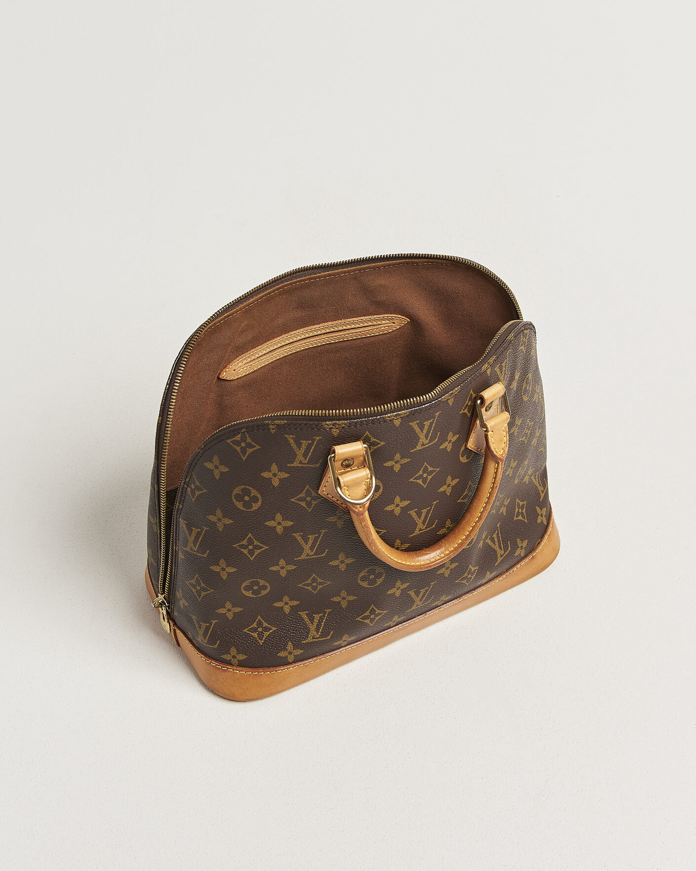 Mies | Pre-Owned & Vintage Bags | Louis Vuitton Pre-Owned | Alma Bag PM Monogram