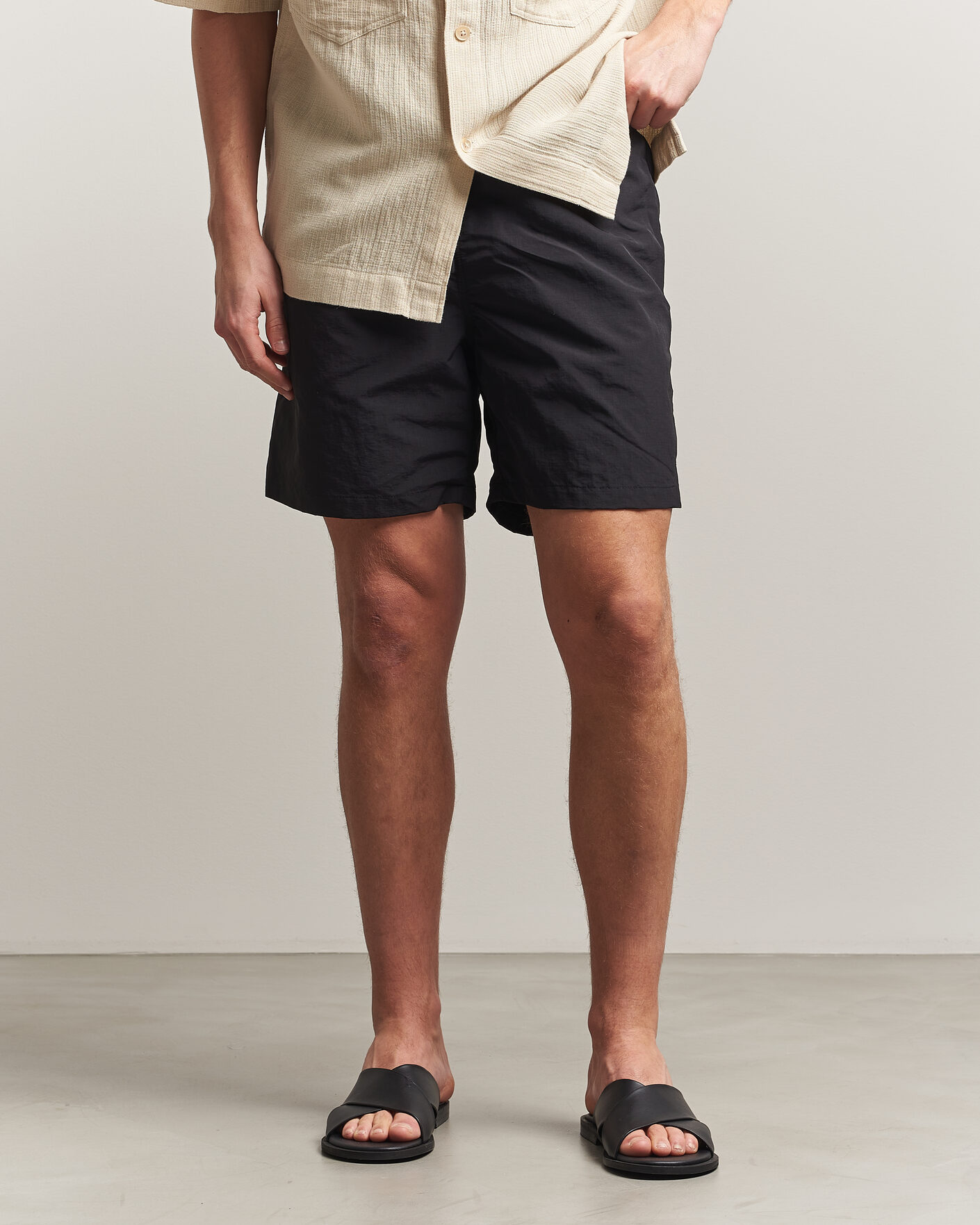 Mies | Shortsit | Sunflower | Mike Shorts Black