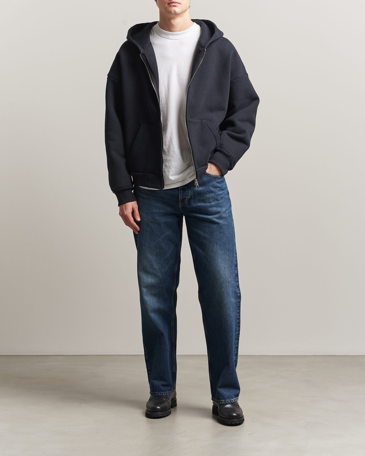 Mies | Puserot | Sunflower | Hooded Sweat Jacket Black