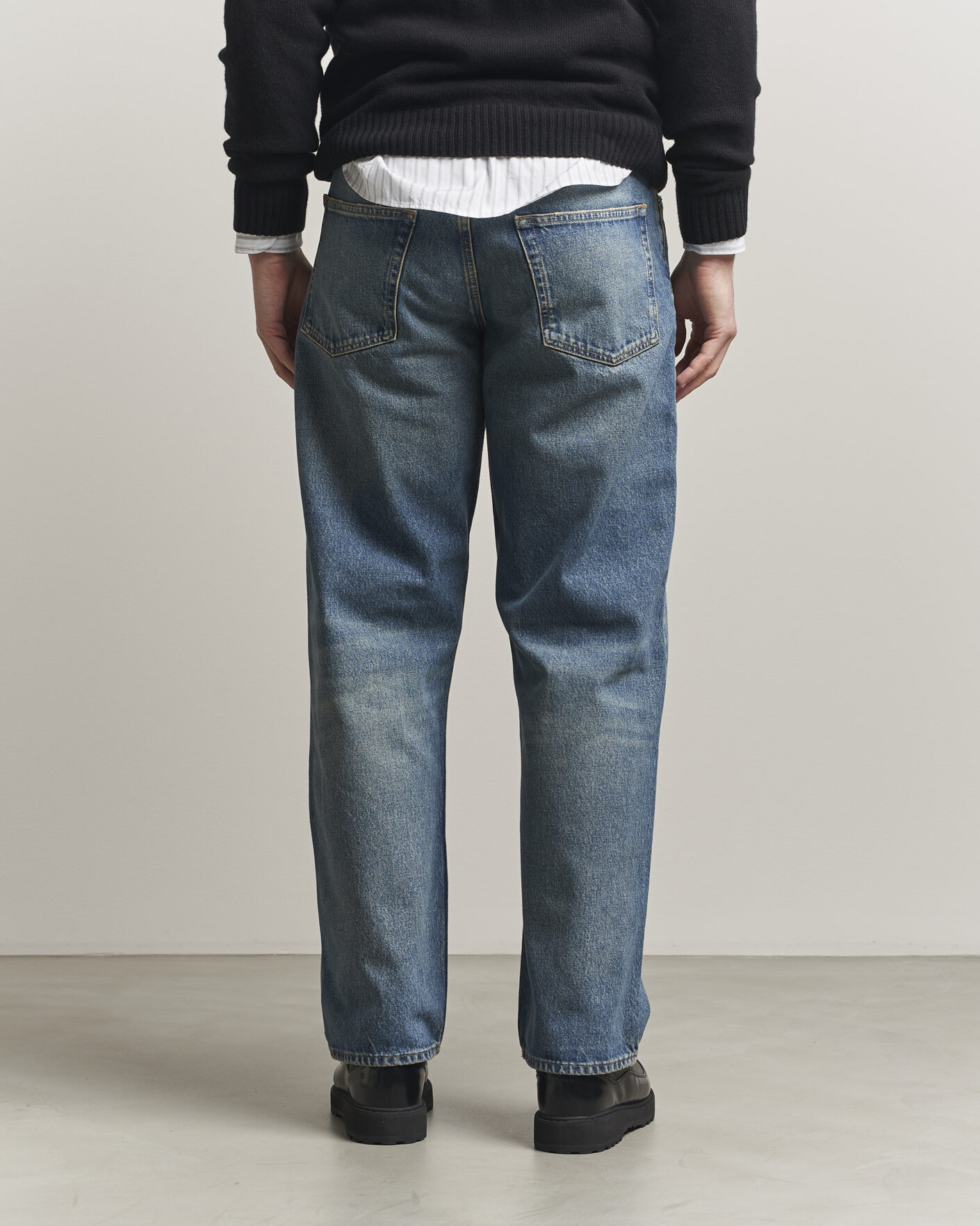 Mies | Farkut | Sunflower | Loose Jeans Dark Blue Vintage