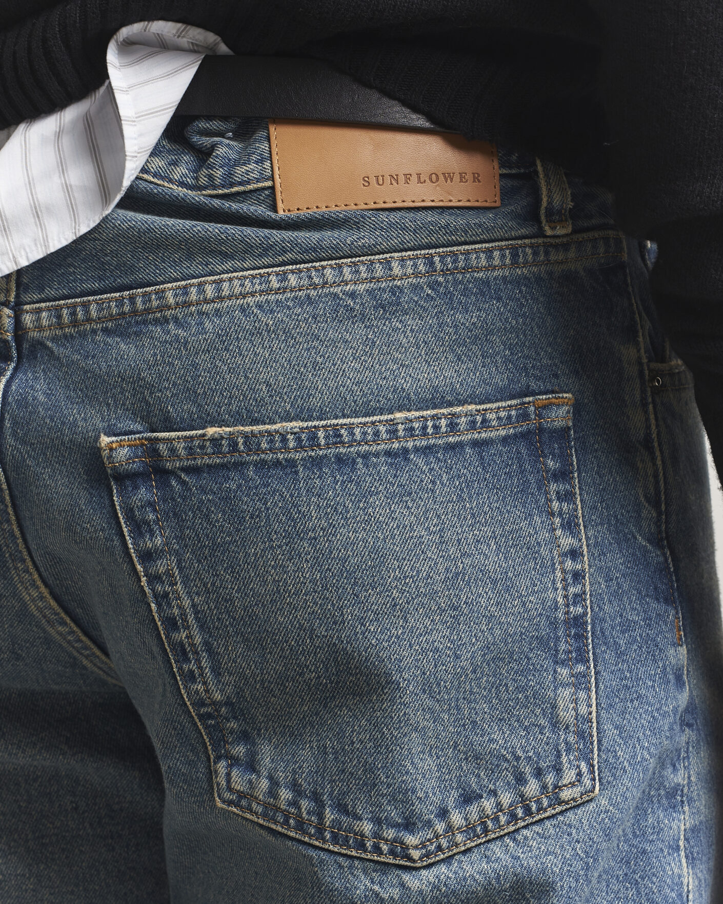 Mies | Farkut | Sunflower | Loose Jeans Dark Blue Vintage