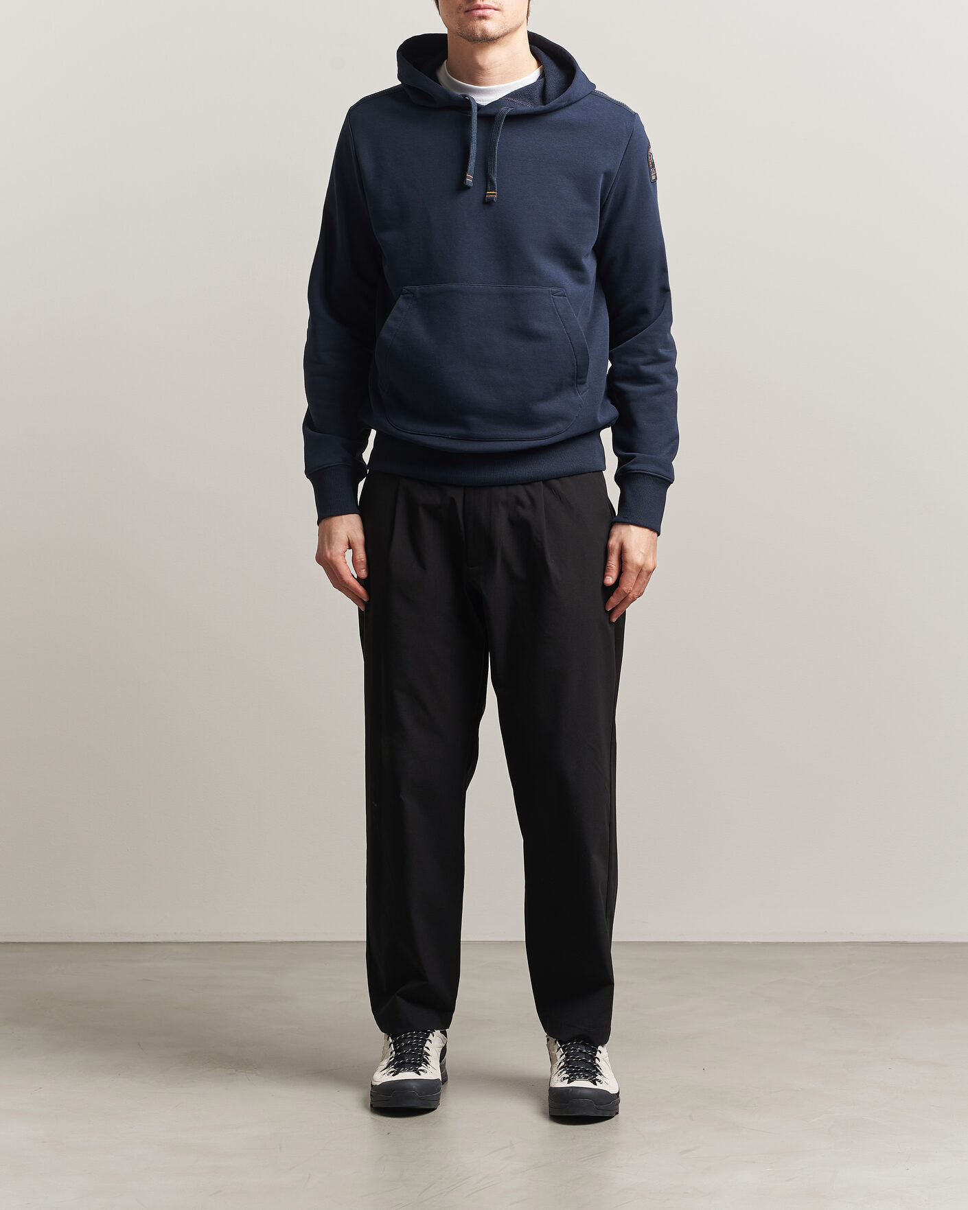 Mies | Puserot | Parajumpers | Everest Super Easy Hoodie Navy