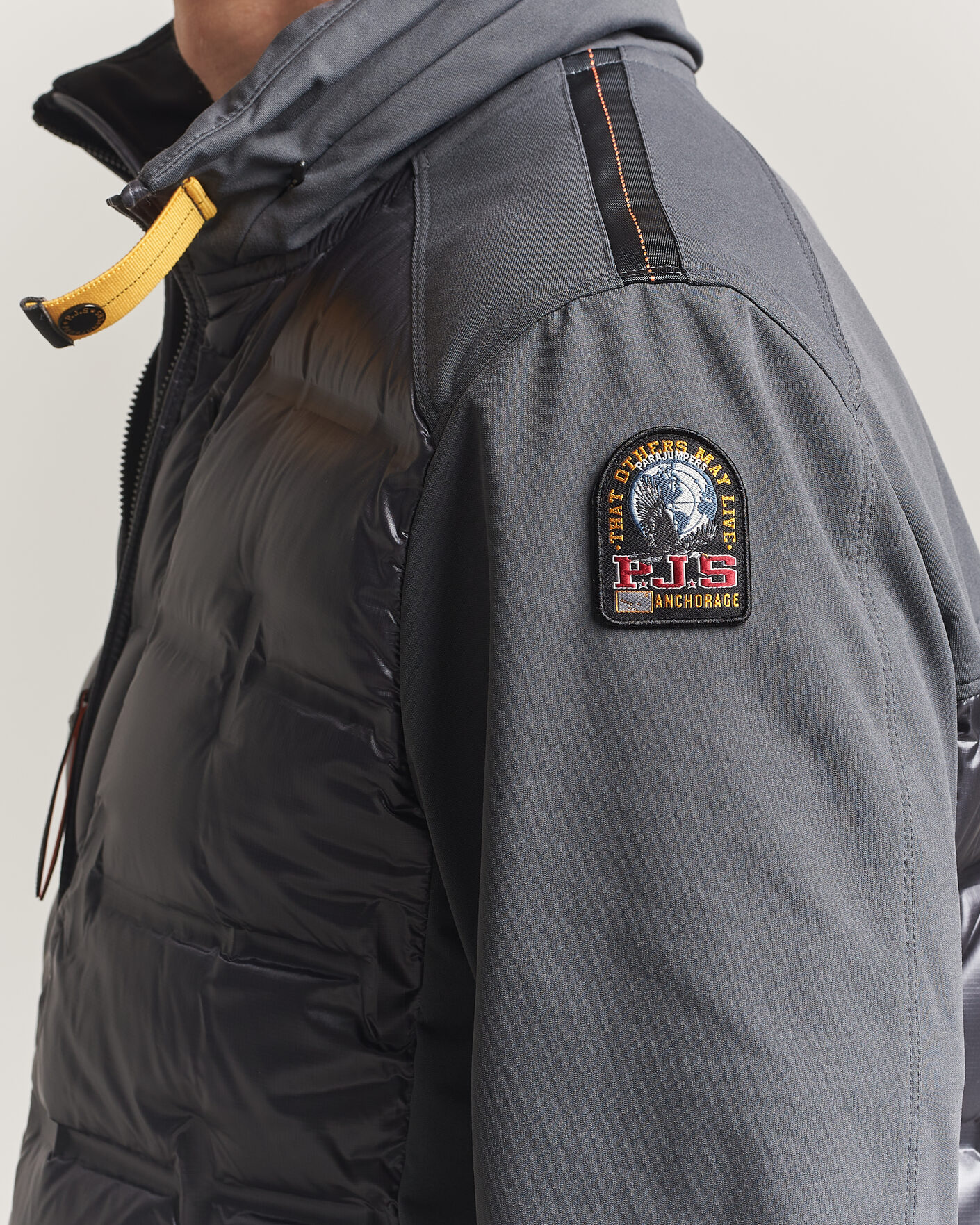 Mies | Takit | Parajumpers | Matty Techno Hybrid Jacket Gargoyle