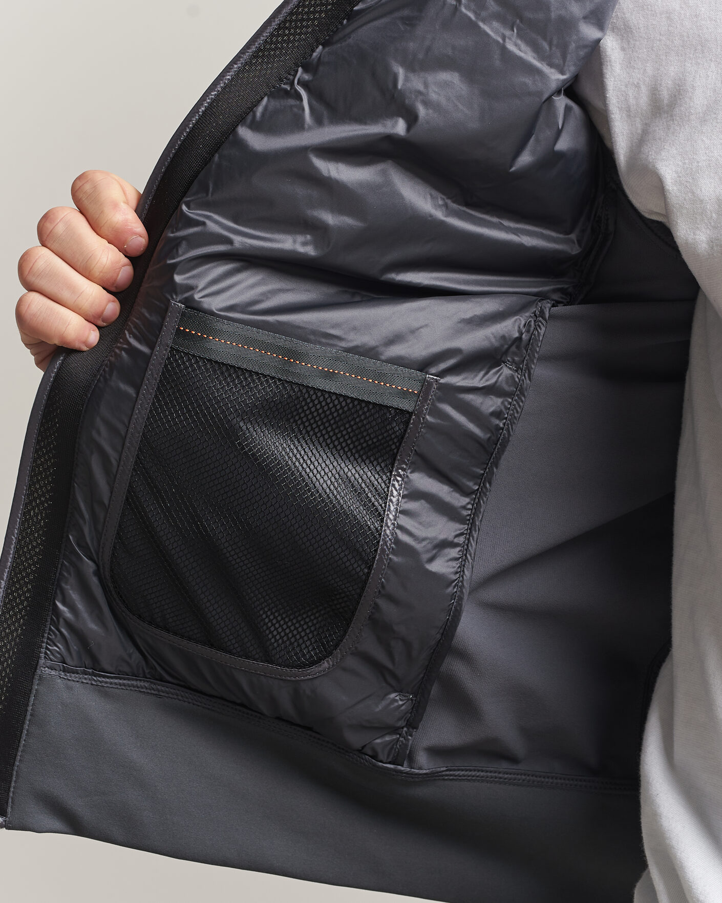 Mies | Takit | Parajumpers | Matty Techno Hybrid Jacket Gargoyle