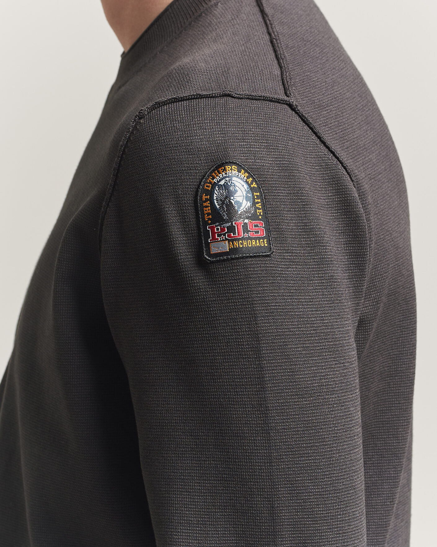 Mies | Puserot | Parajumpers | Basic Braw Knitted Sweater Off Black