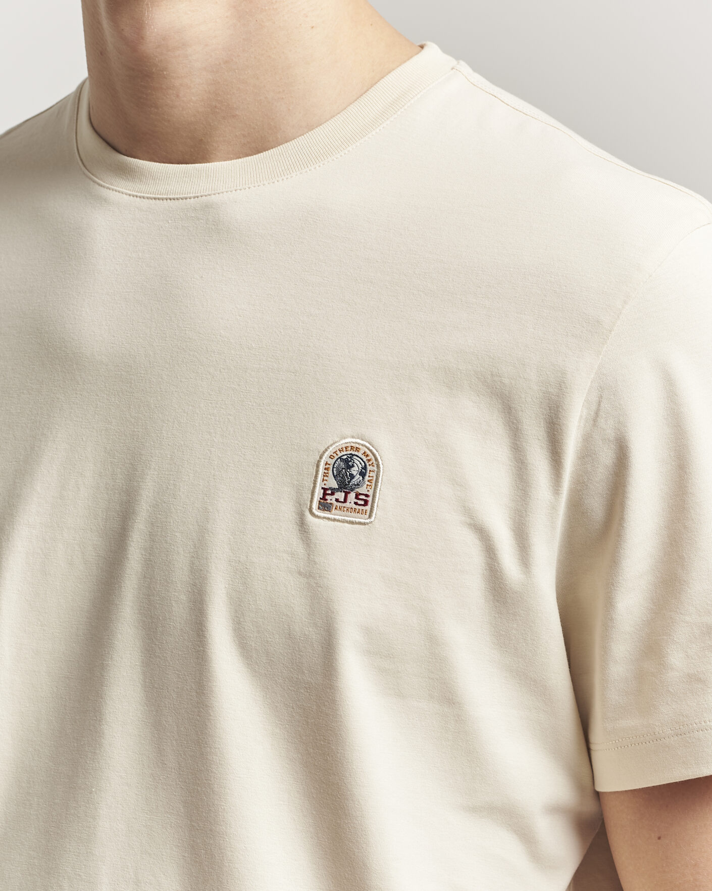 Mies | T-paidat | Parajumpers | Patch Crew Neck T-Shirt Bone