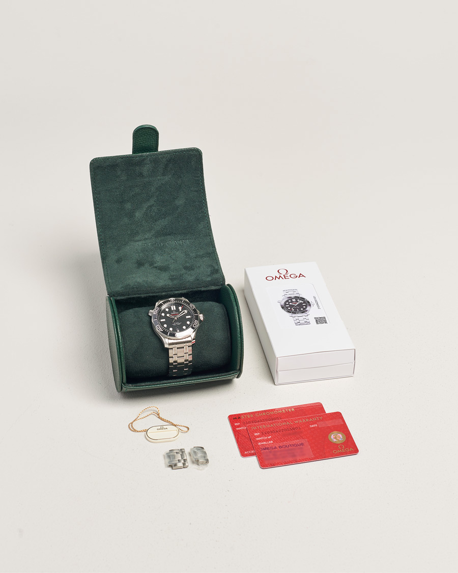 Mies | Pre-Owned & Vintage Watches | Omega Pre-Owned | Seamaster 300M