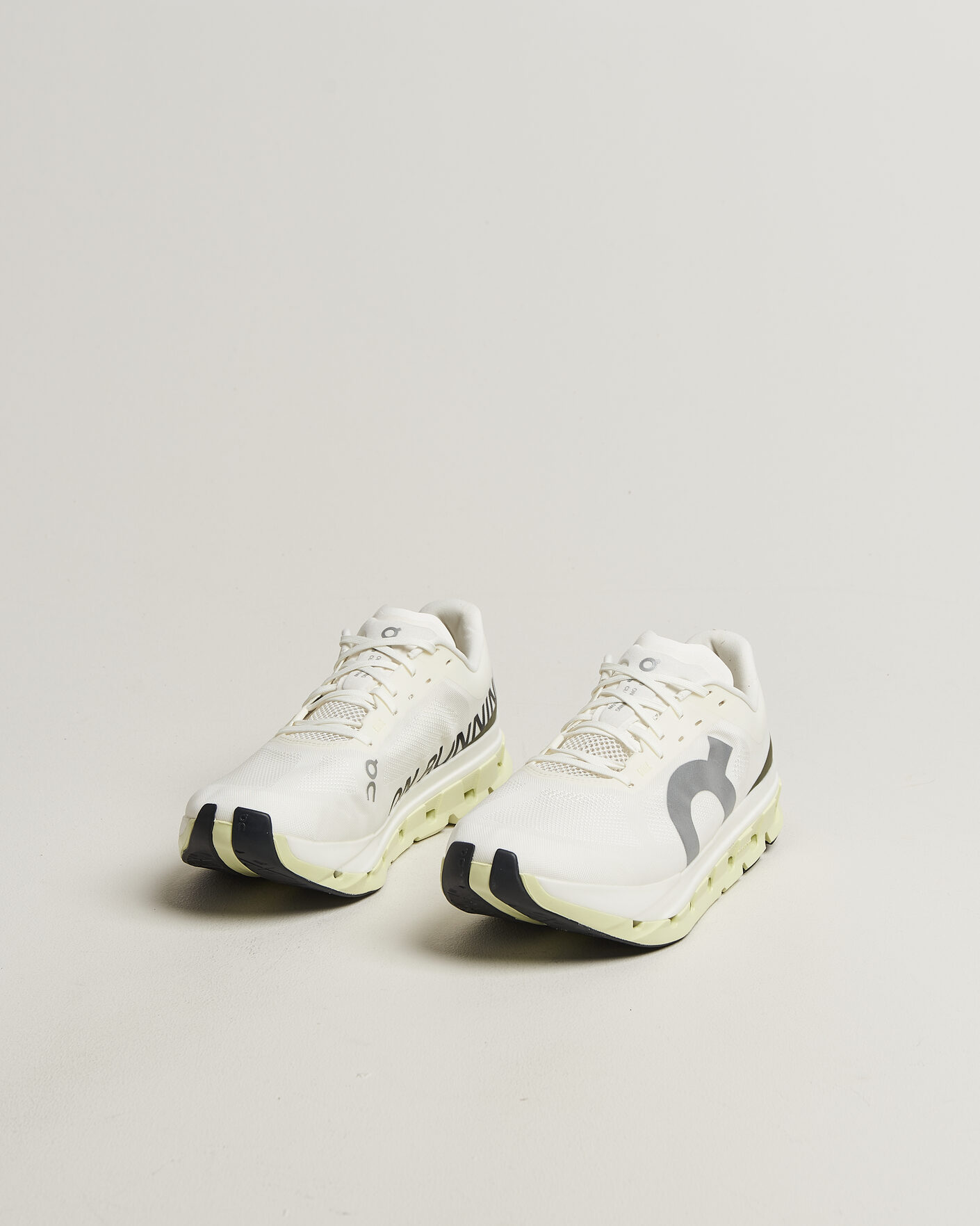 Mies | Juoksukengät | On | Cloudflow 5 Ivory/Linen