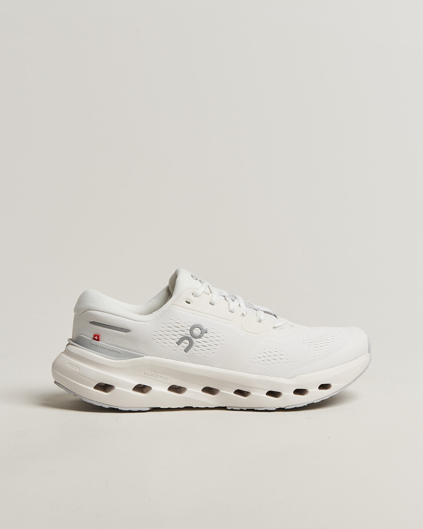Mies | Juoksukengät | On | Cloudrunner 3 White/Glacier