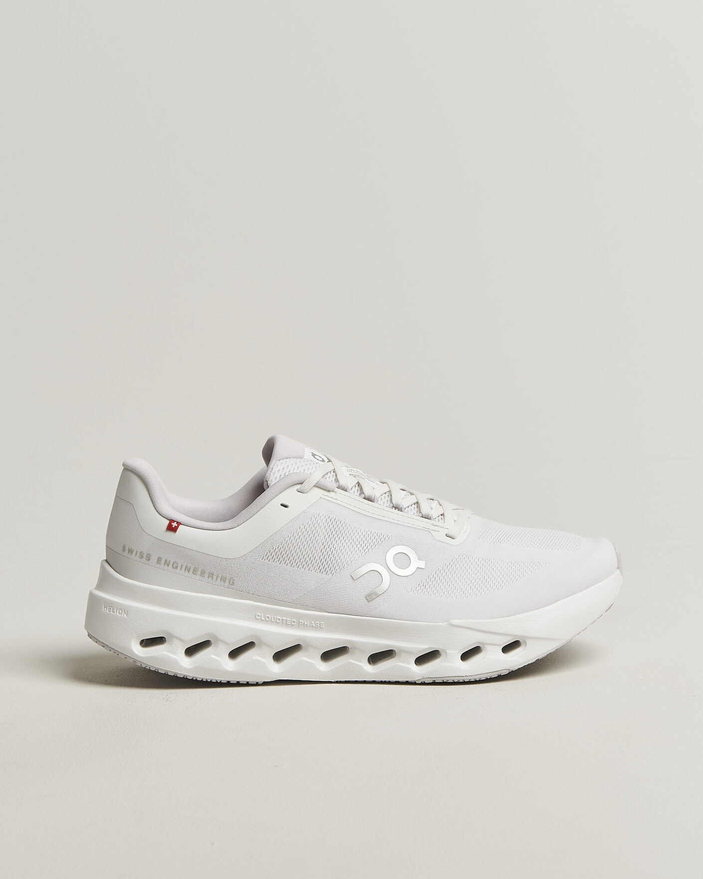 Mies | Juoksukengät | On | Cloudsurfer Next White/White