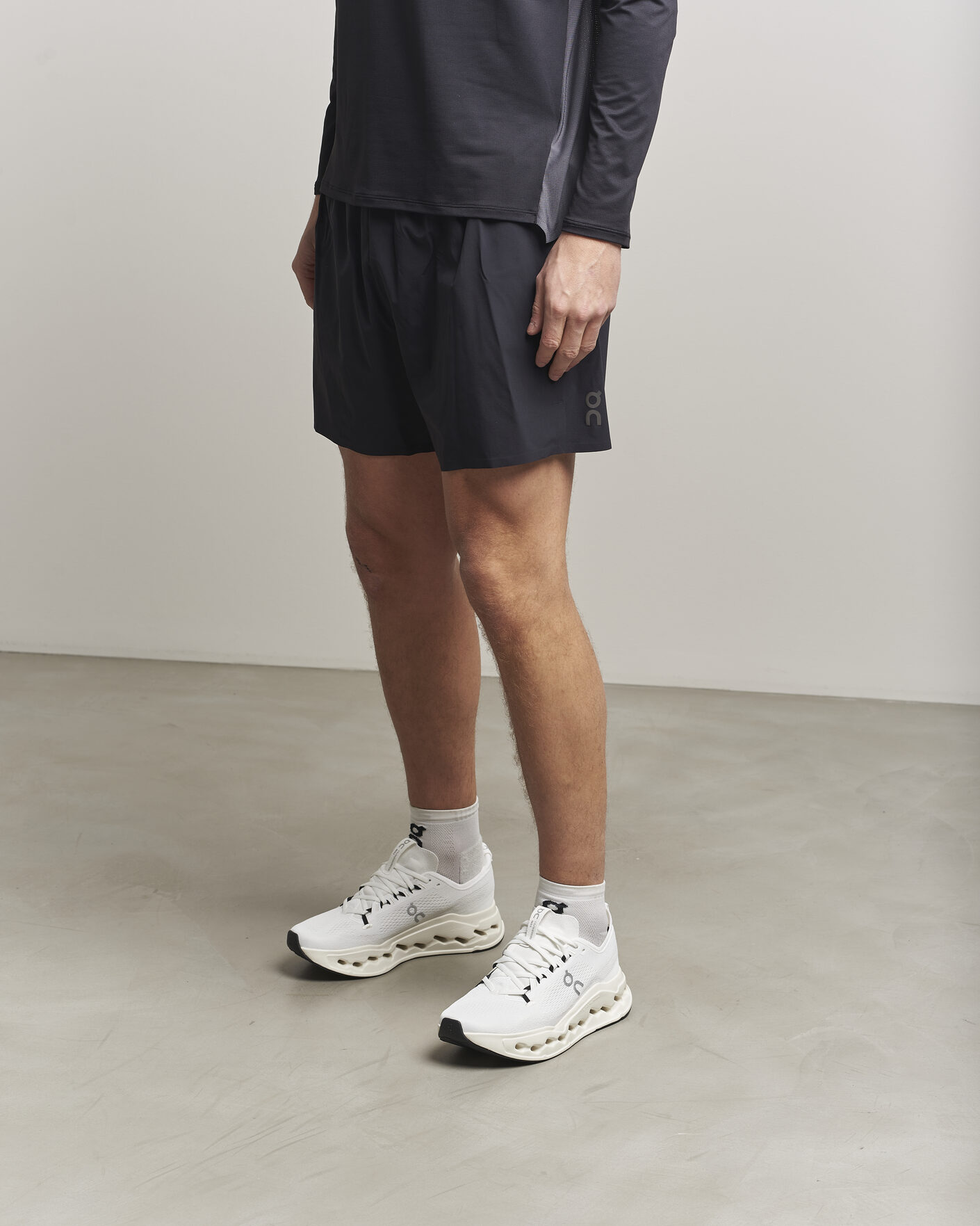 Mies | Juoksukengät | On | Cloudsurfer Max White/White