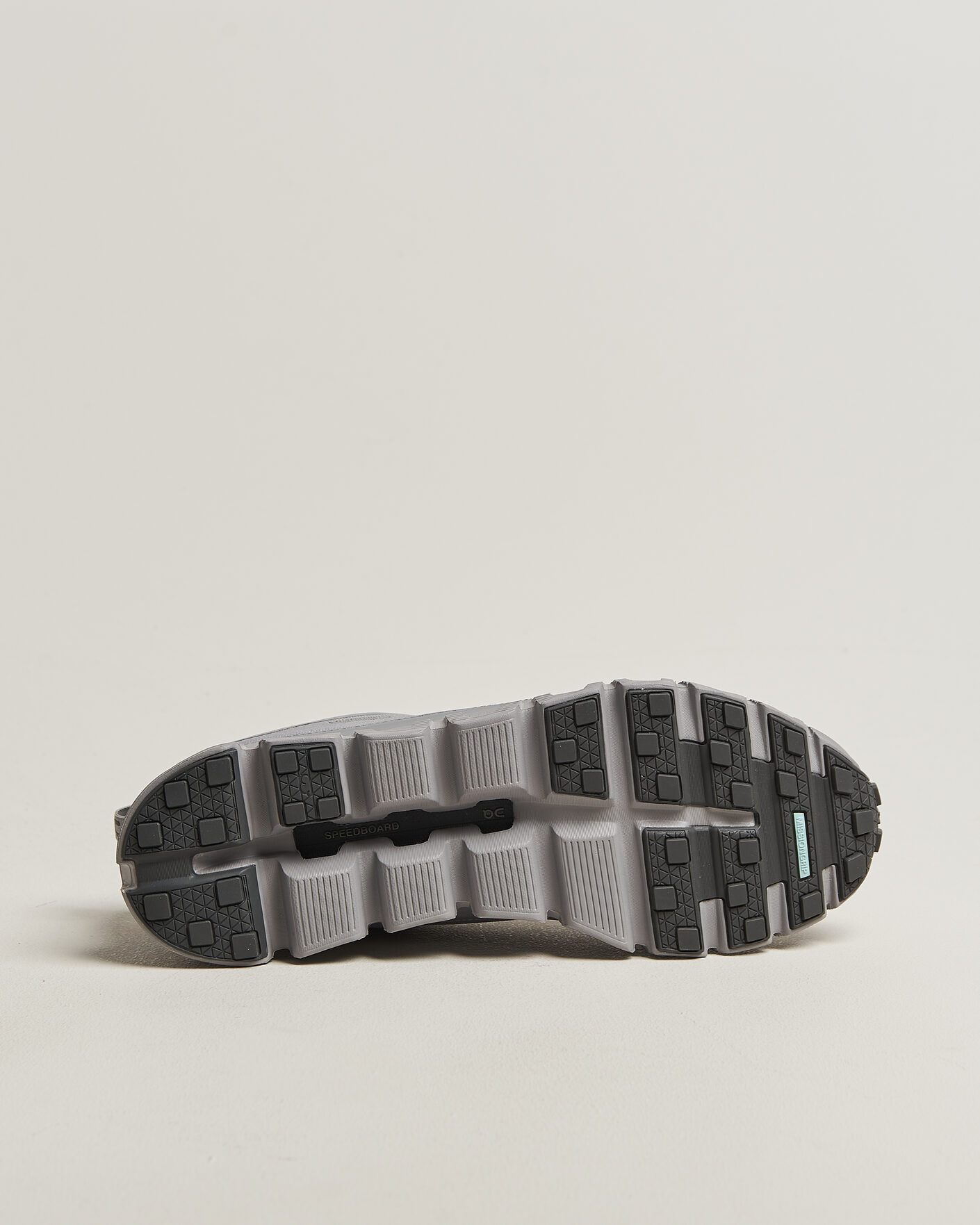 Mies | Maastojuoksukengät | On | Cloud 6 Geo Waterproof Alloy/Alloy