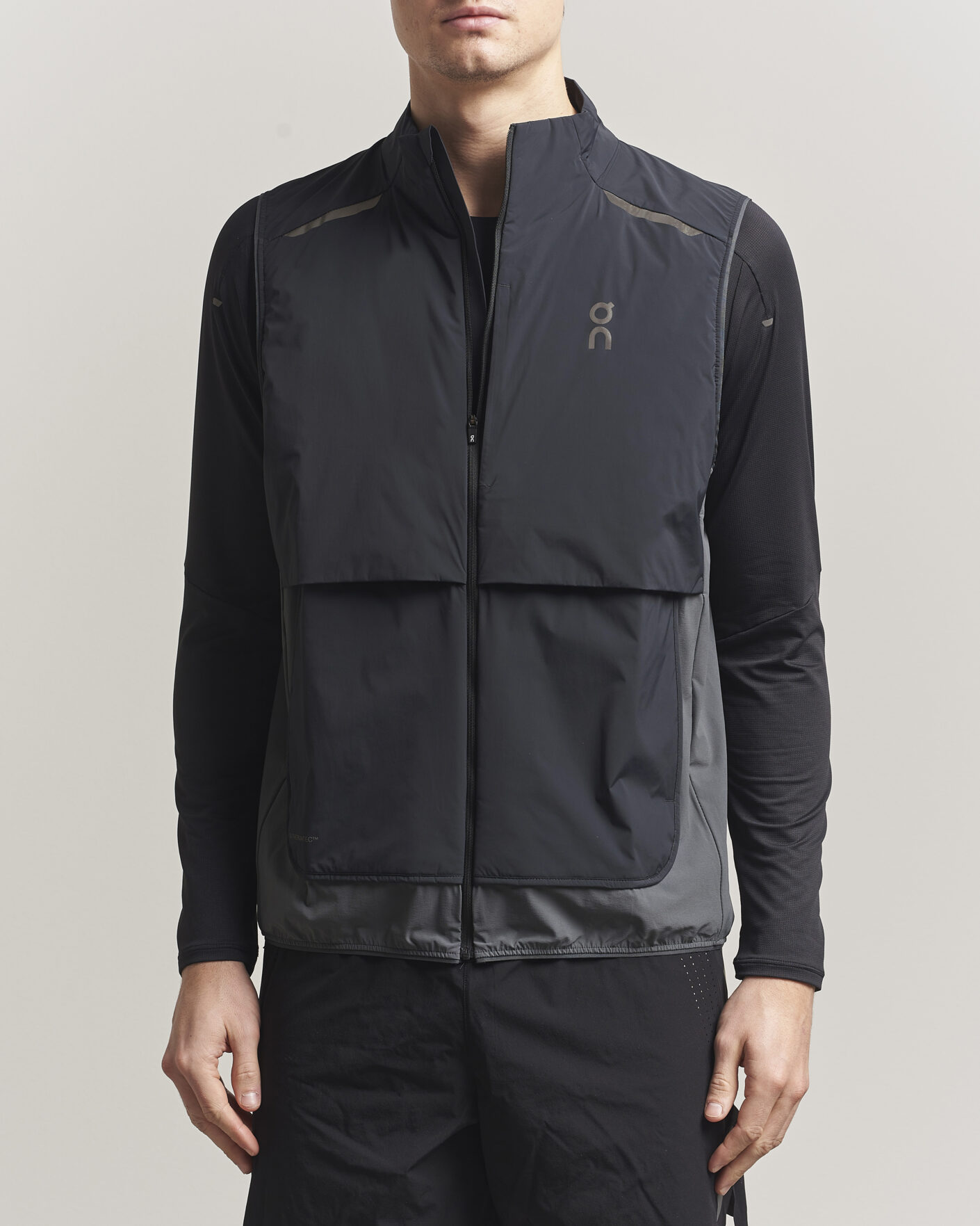 Mies | Ulkoliivit | On | Weather Vest Black/Eclipse