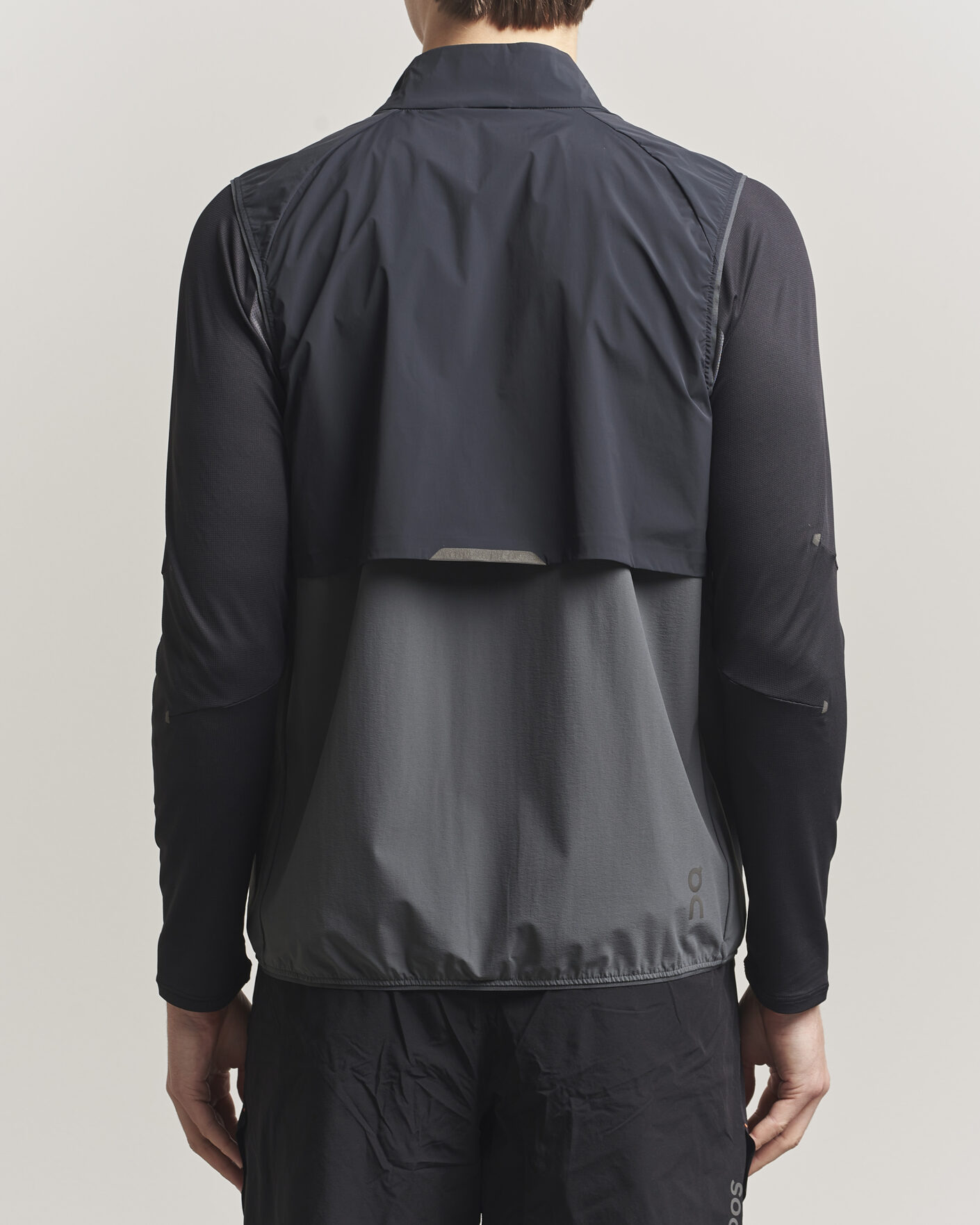 Mies | Ulkoliivit | On | Weather Vest Black/Eclipse