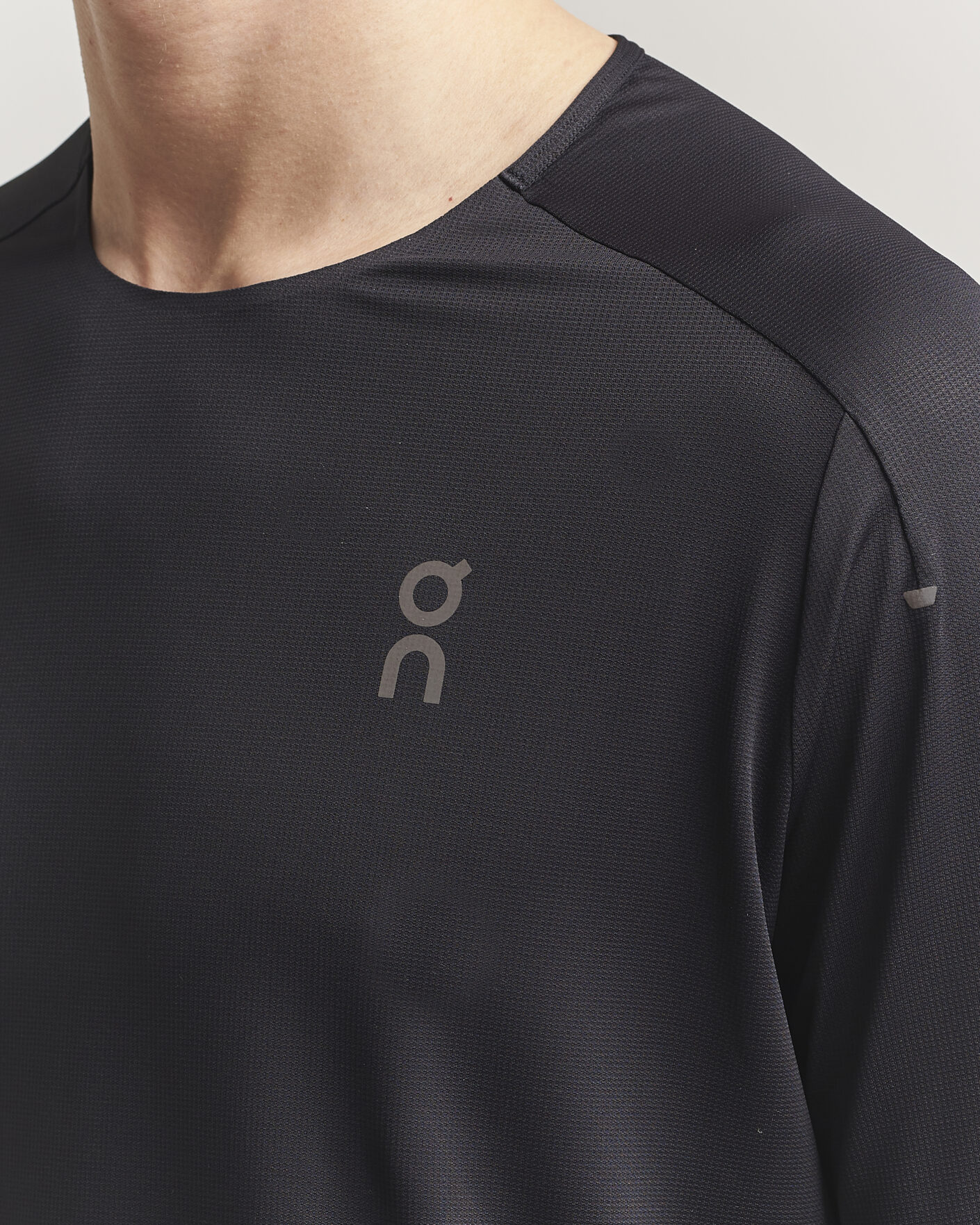Mies | Puserot | On | Performance Long Sleeve T-Shirt Black