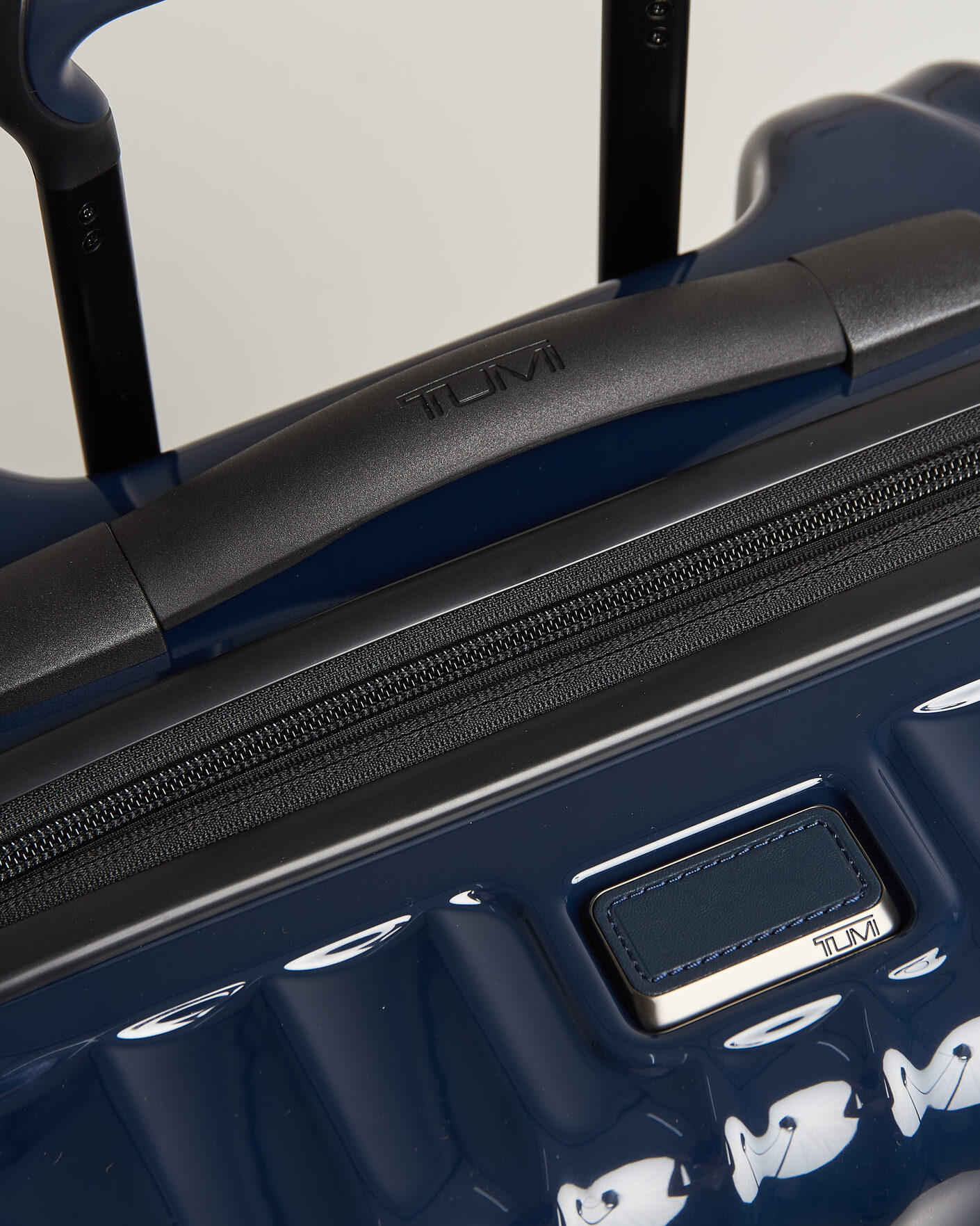 Mies | Laukut | TUMI | 19 Degree International Carry-on Trolley Navy