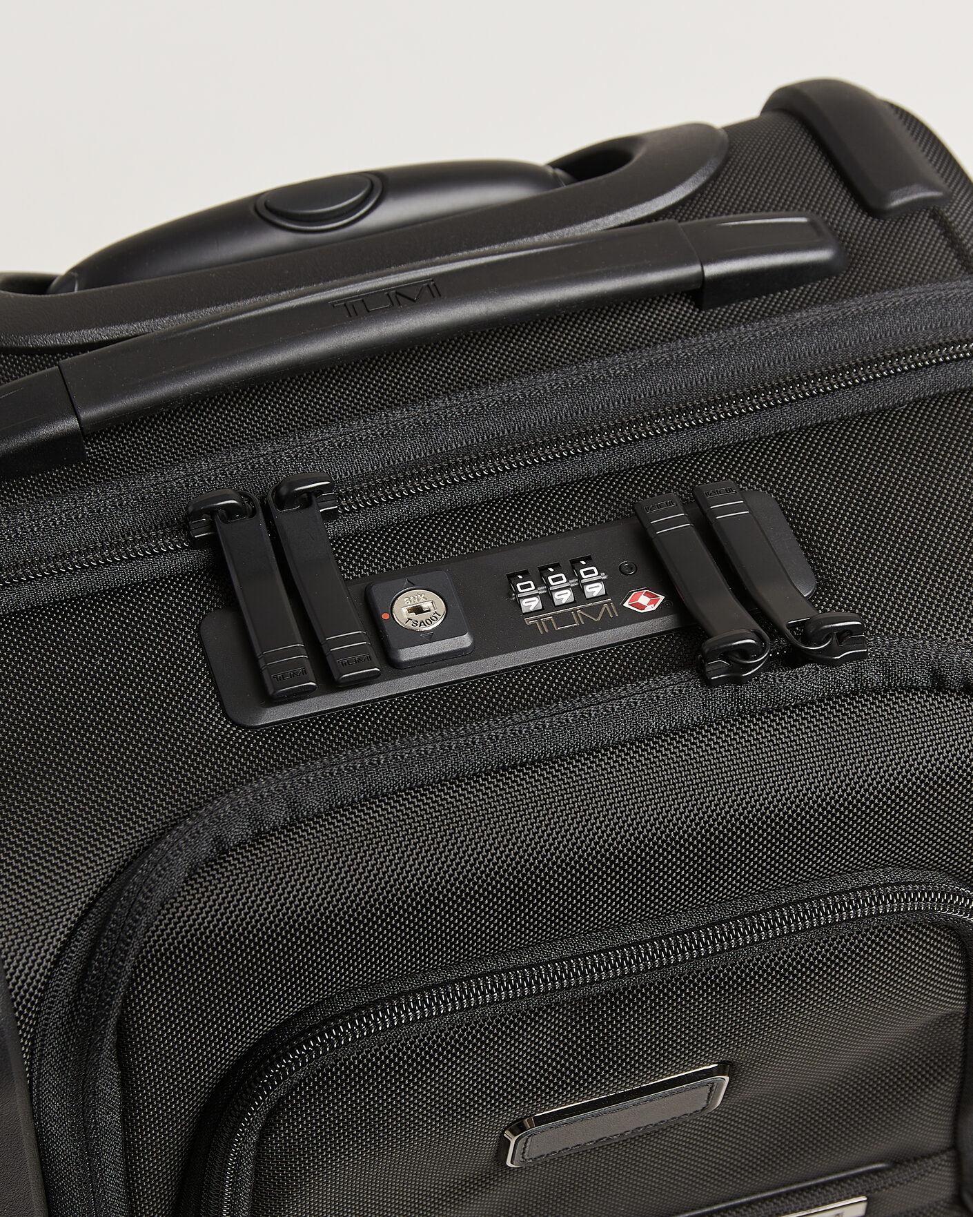 Mies | Laukut | TUMI | Alpha 4 Dual Access Expansion Cross Over Black