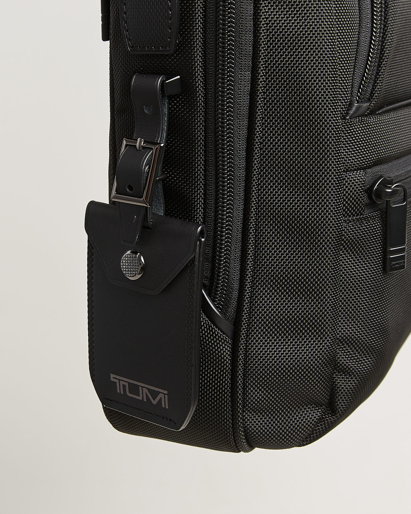 Mies | Laukut | TUMI | Alpha 4 Medium Briefcase Black