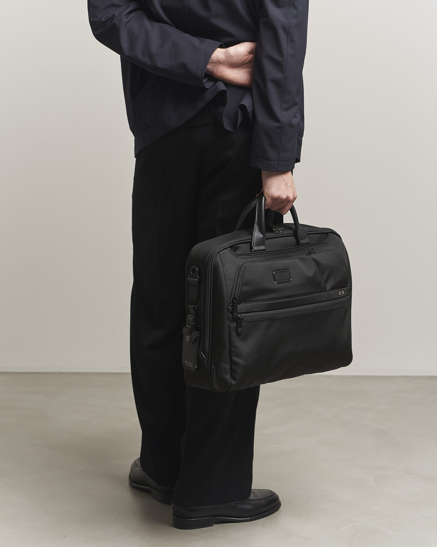Mies | Laukut | TUMI | Alpha 4 Large Briefcase Black