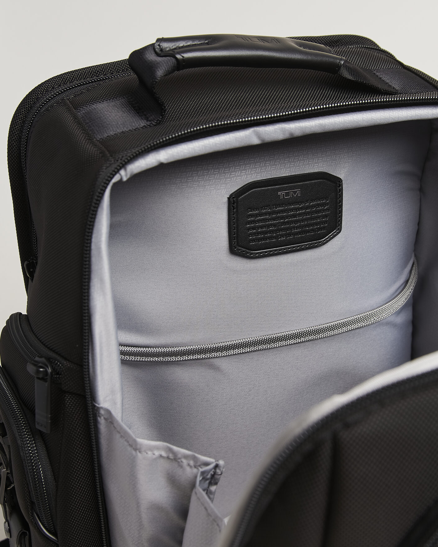 Mies | Laukut | TUMI | Alpha 4 Brief Backpack Black