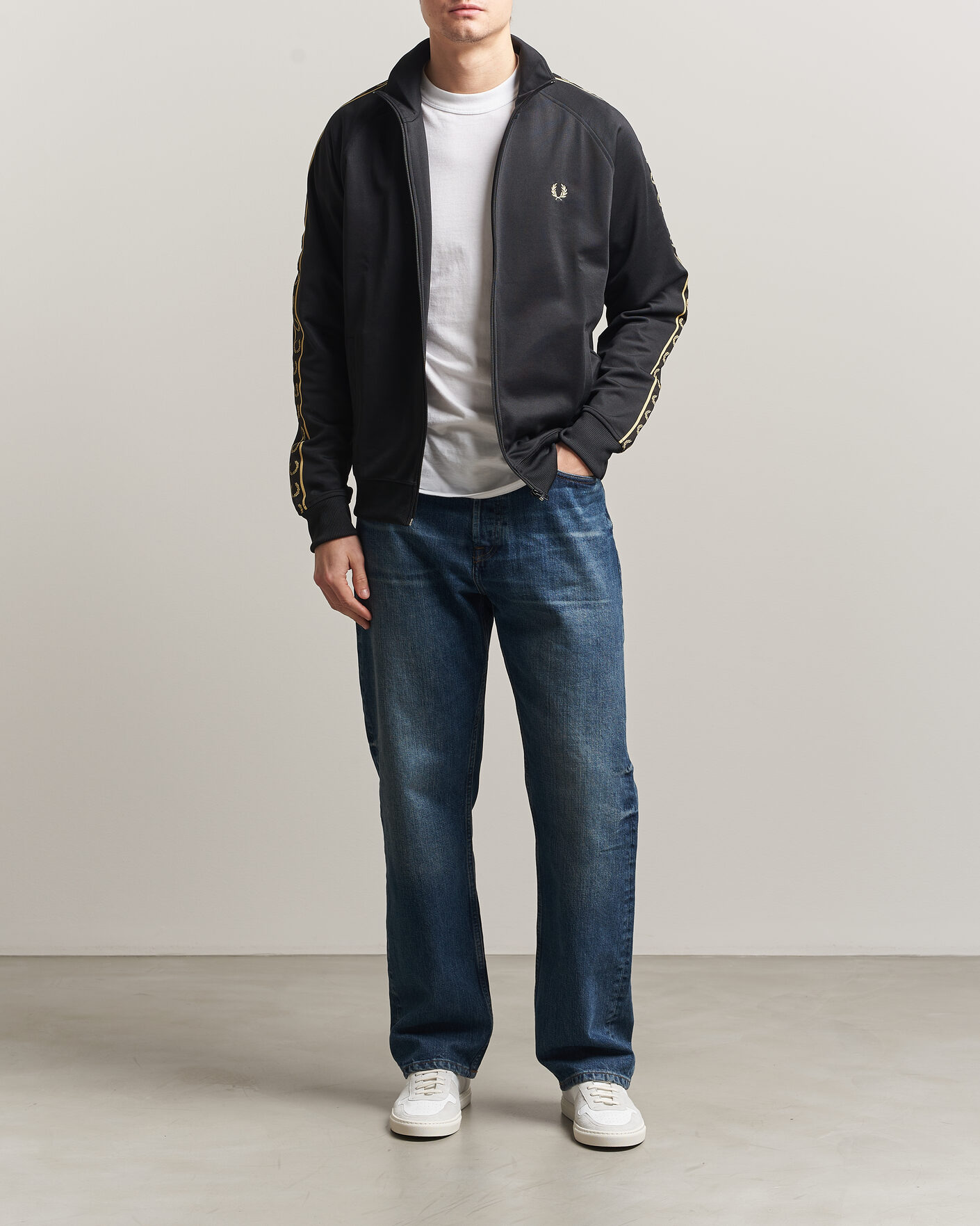Mies | Puserot | Fred Perry | Taped Track Jacket Black