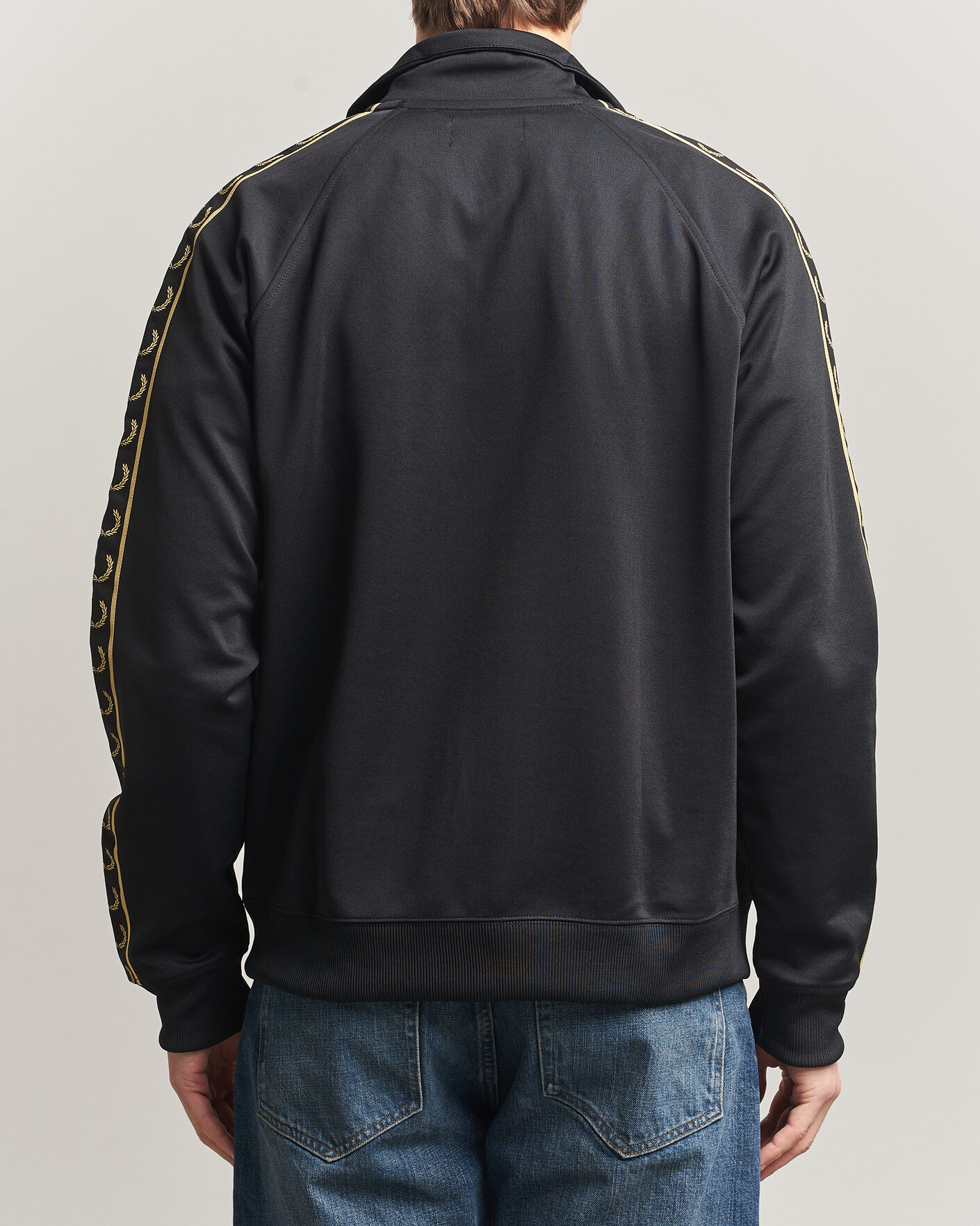 Mies | Puserot | Fred Perry | Taped Track Jacket Black