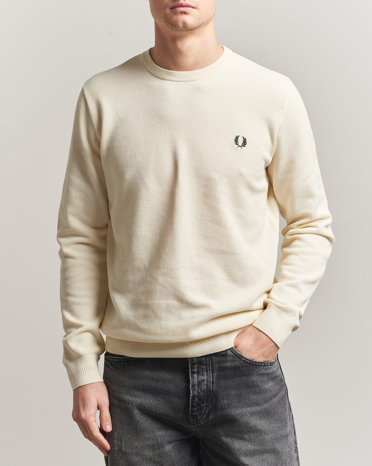 Mies | Puserot | Fred Perry | Piqué Stitched Sweater Ecru