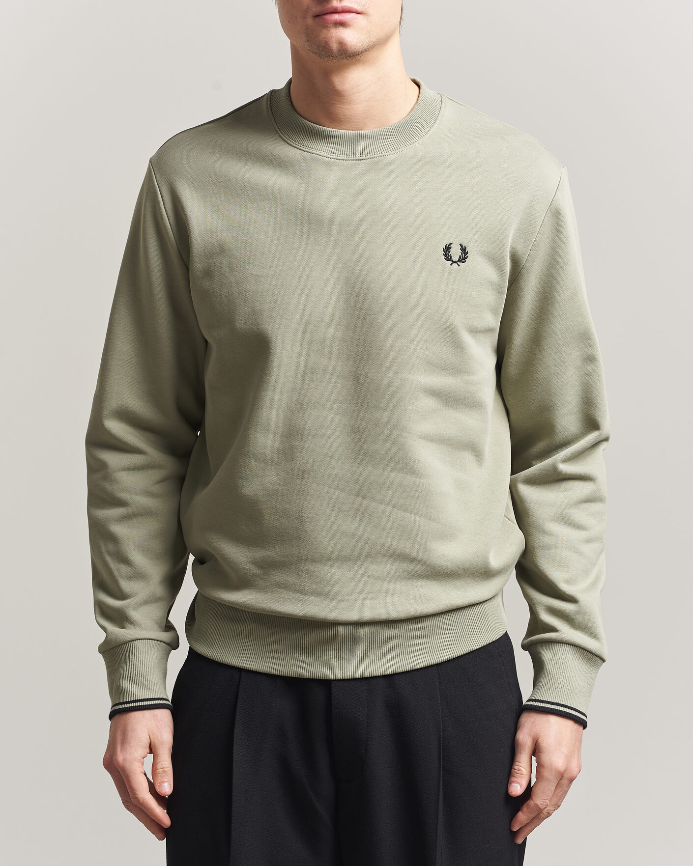 Mies | Puserot | Fred Perry | Crew Neck Sweatshirt Seagrass Green