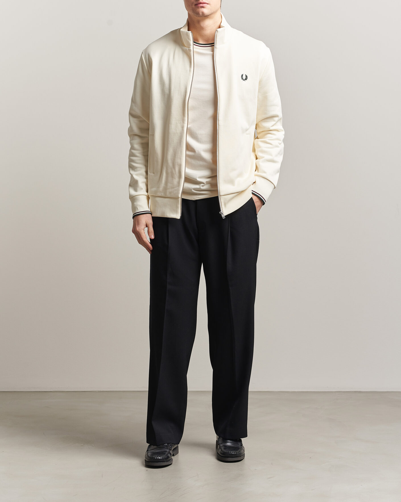 Mies | Puserot | Fred Perry | Full Zip Sweatshirt Ecru