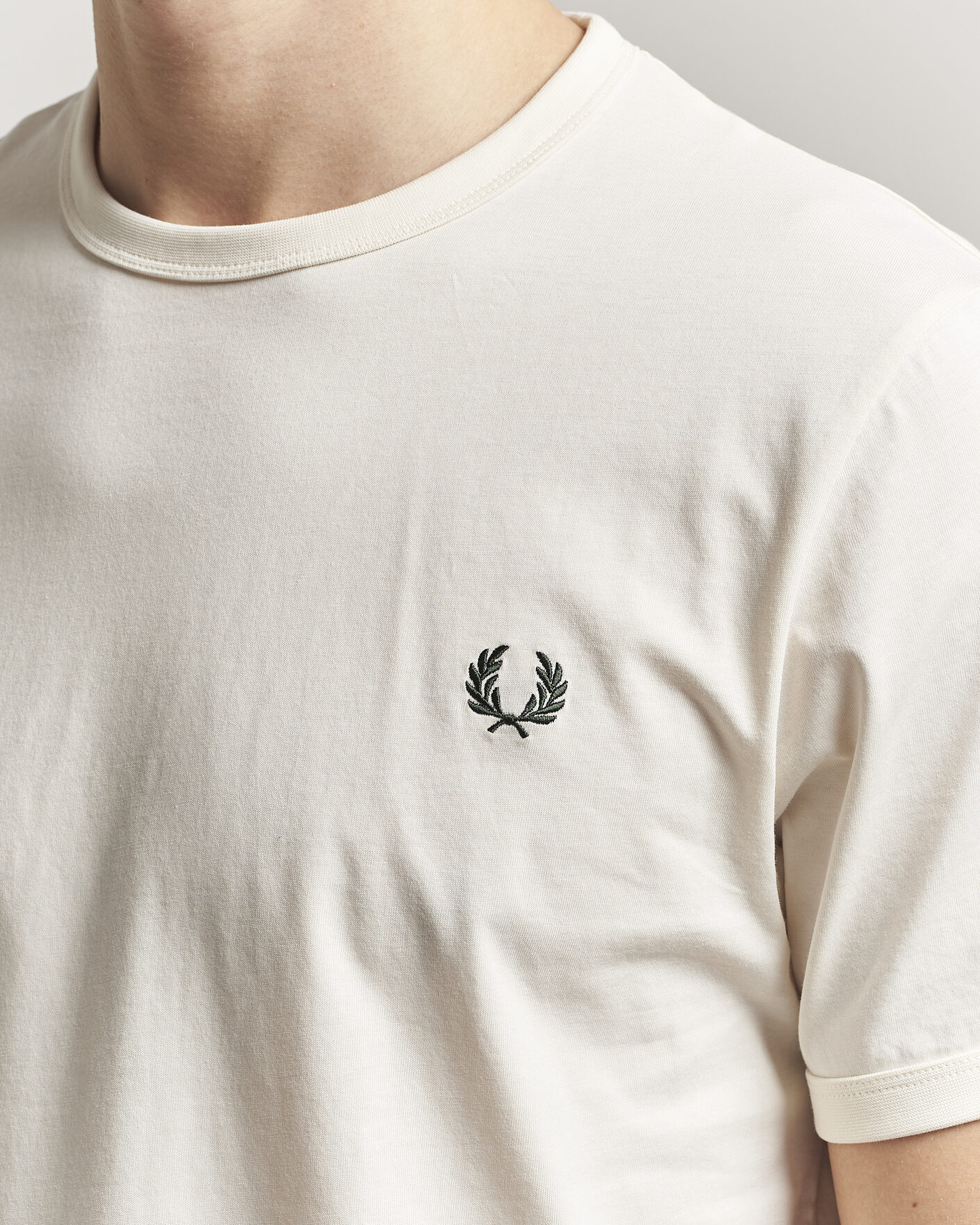 Mies | T-paidat | Fred Perry | Ringer T-Shirt Ecru