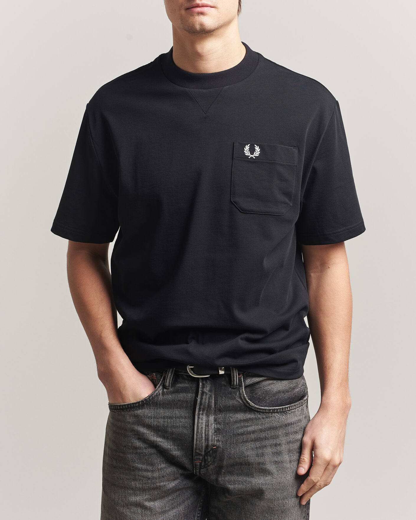 Mies | T-paidat | Fred Perry | Heavy Pocket T-Shirt Black