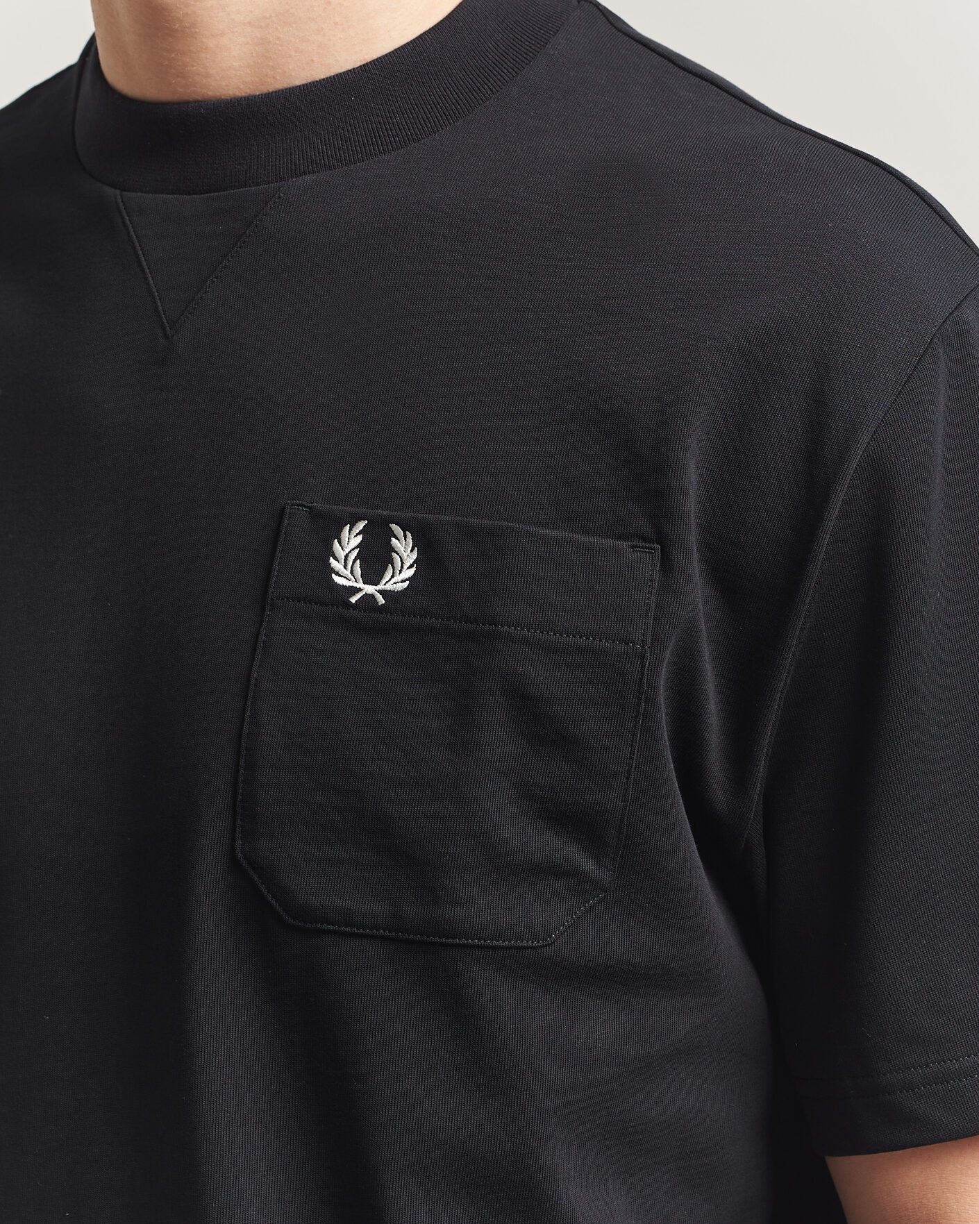 Mies | T-paidat | Fred Perry | Heavy Pocket T-Shirt Black