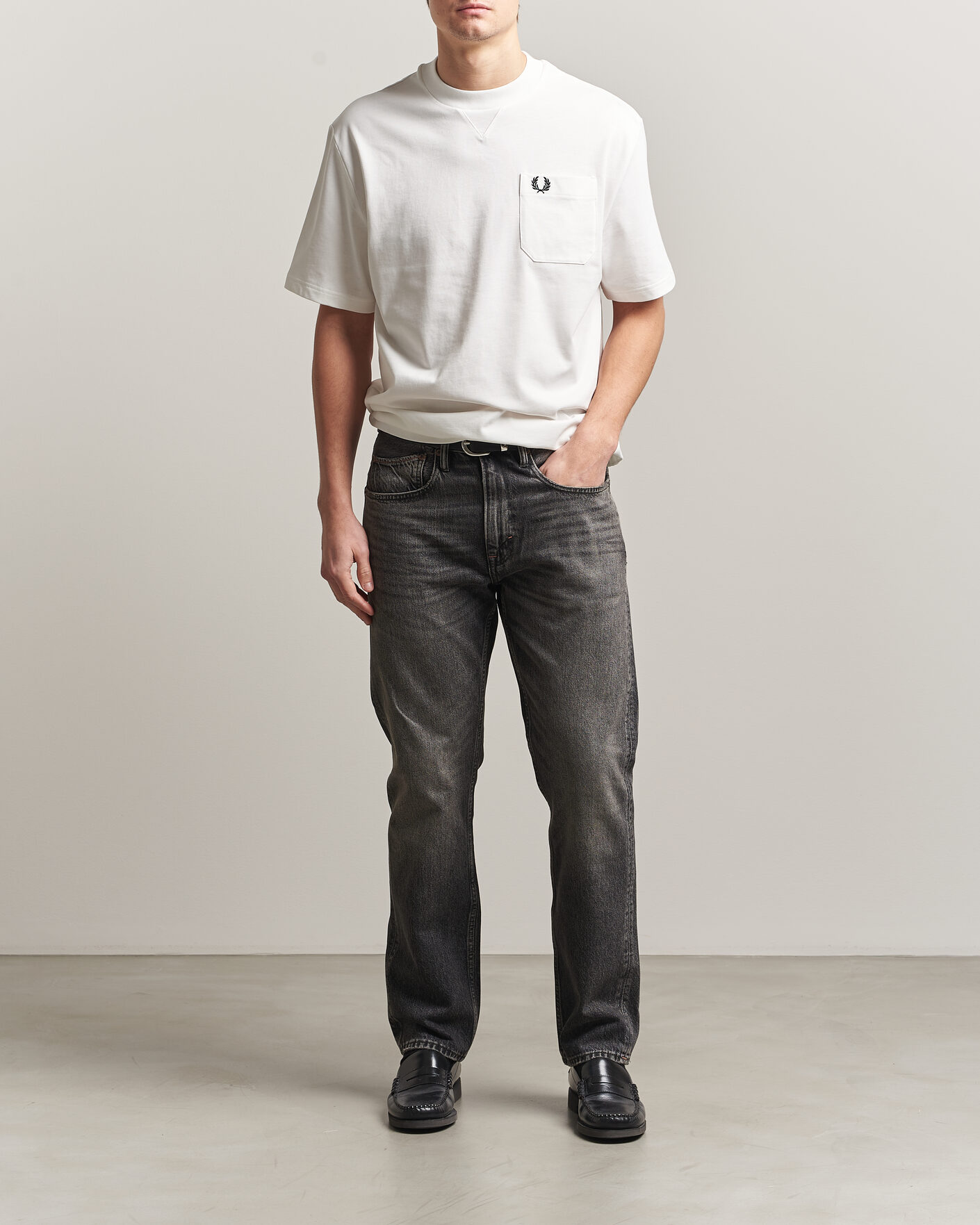 Mies | T-paidat | Fred Perry | Heavy Pocket T-Shirt Snow White