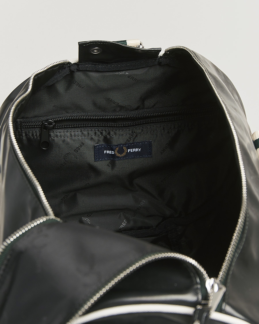 Mies | Laukut | Fred Perry | Classic Barrel Bag Grassroots Green/Ecru