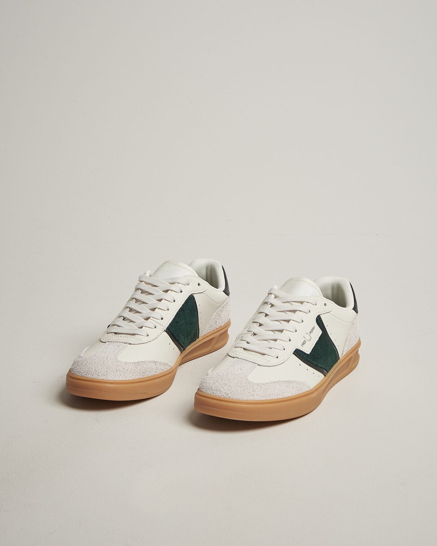 Mies | Tennarit | Fred Perry | B4 Leather/Suede Sneaker Light Ecru/Green