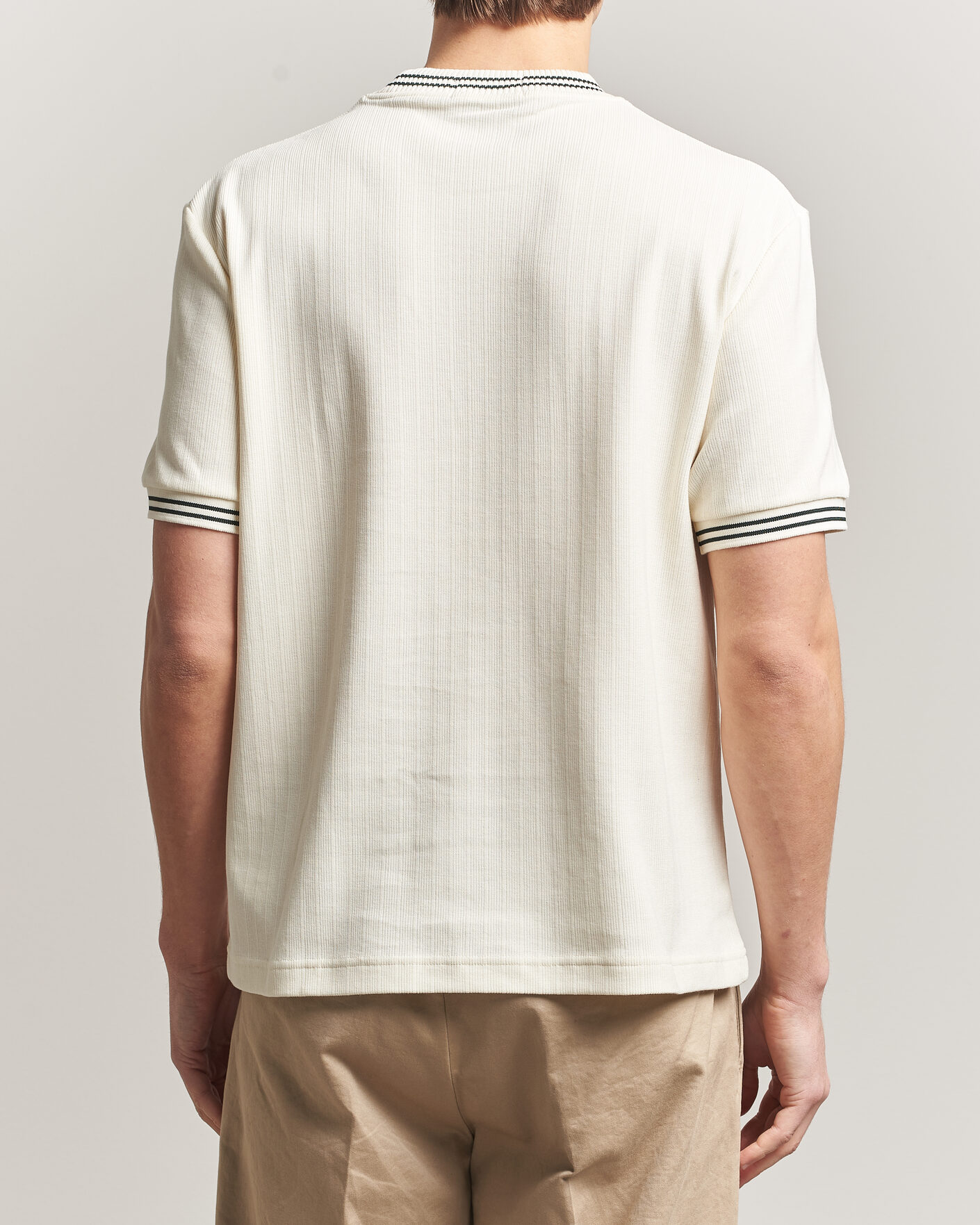 Mies | T-paidat | Fred Perry | Rib Knitted T-Shirt Ecru