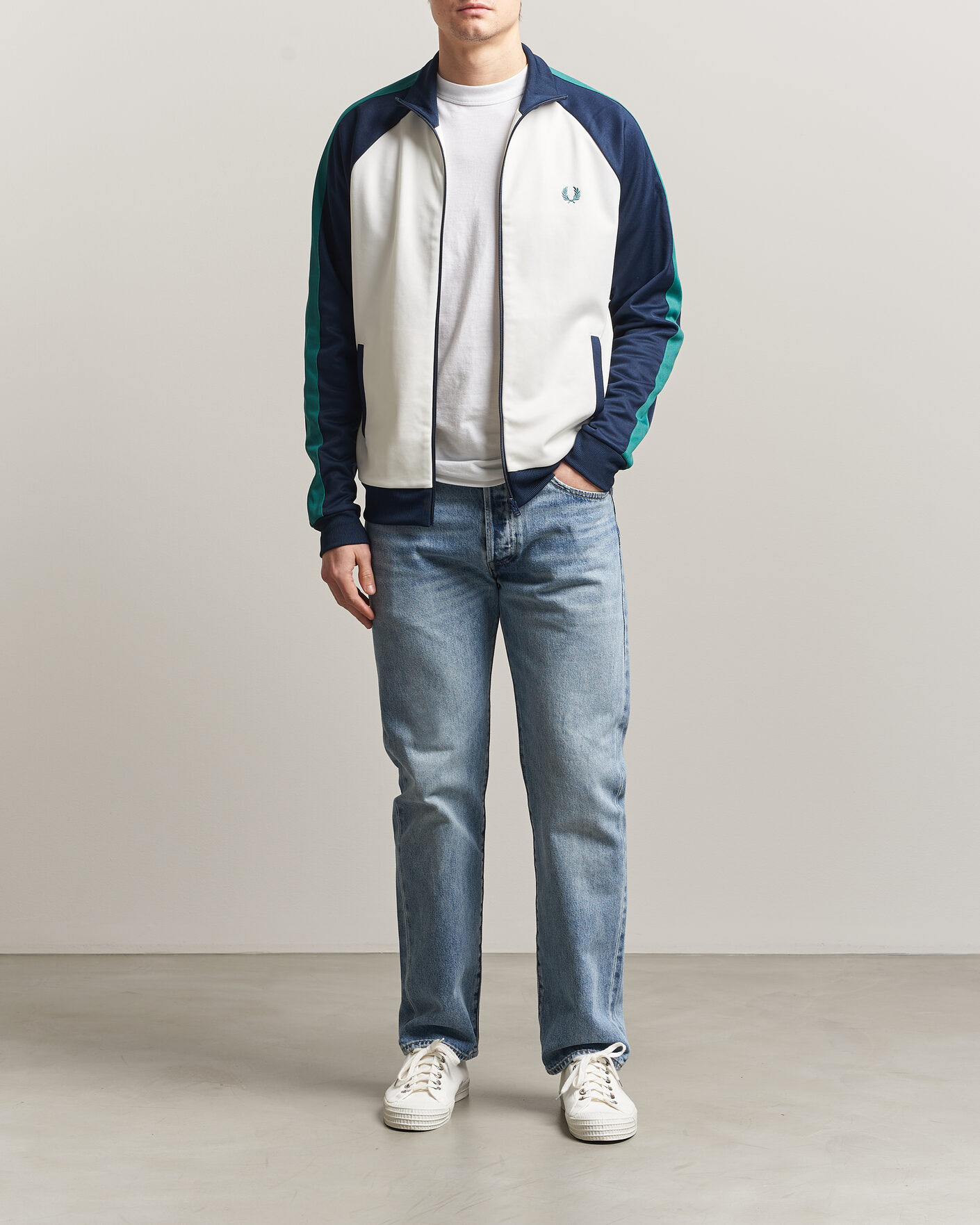 Mies | Puserot | Fred Perry | Contrast Sleeve Track Jacket Snow White