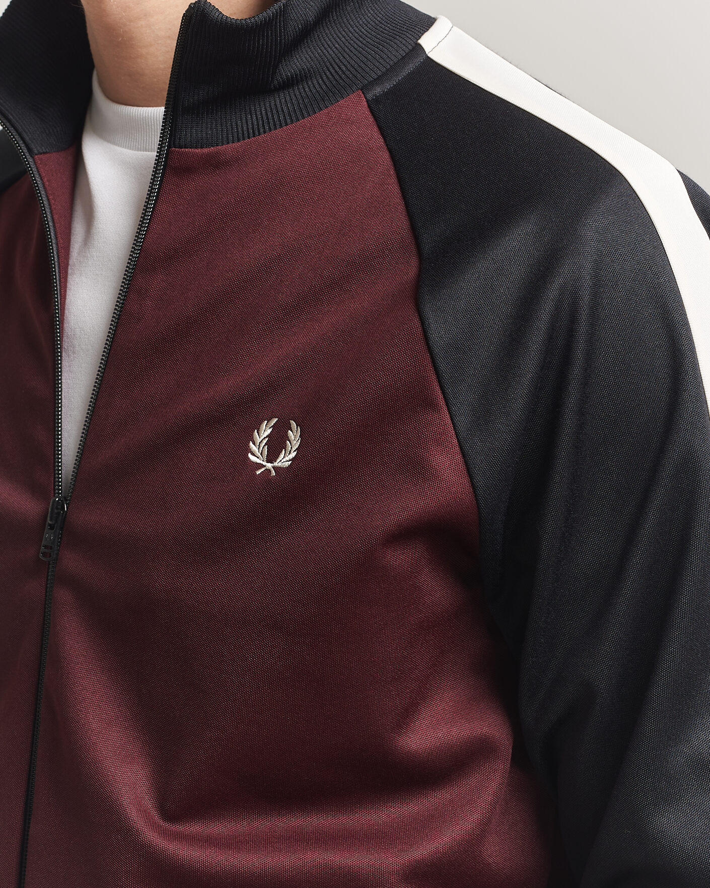 Mies | Puserot | Fred Perry | Contrast Sleeve Track Jacket Oxblood